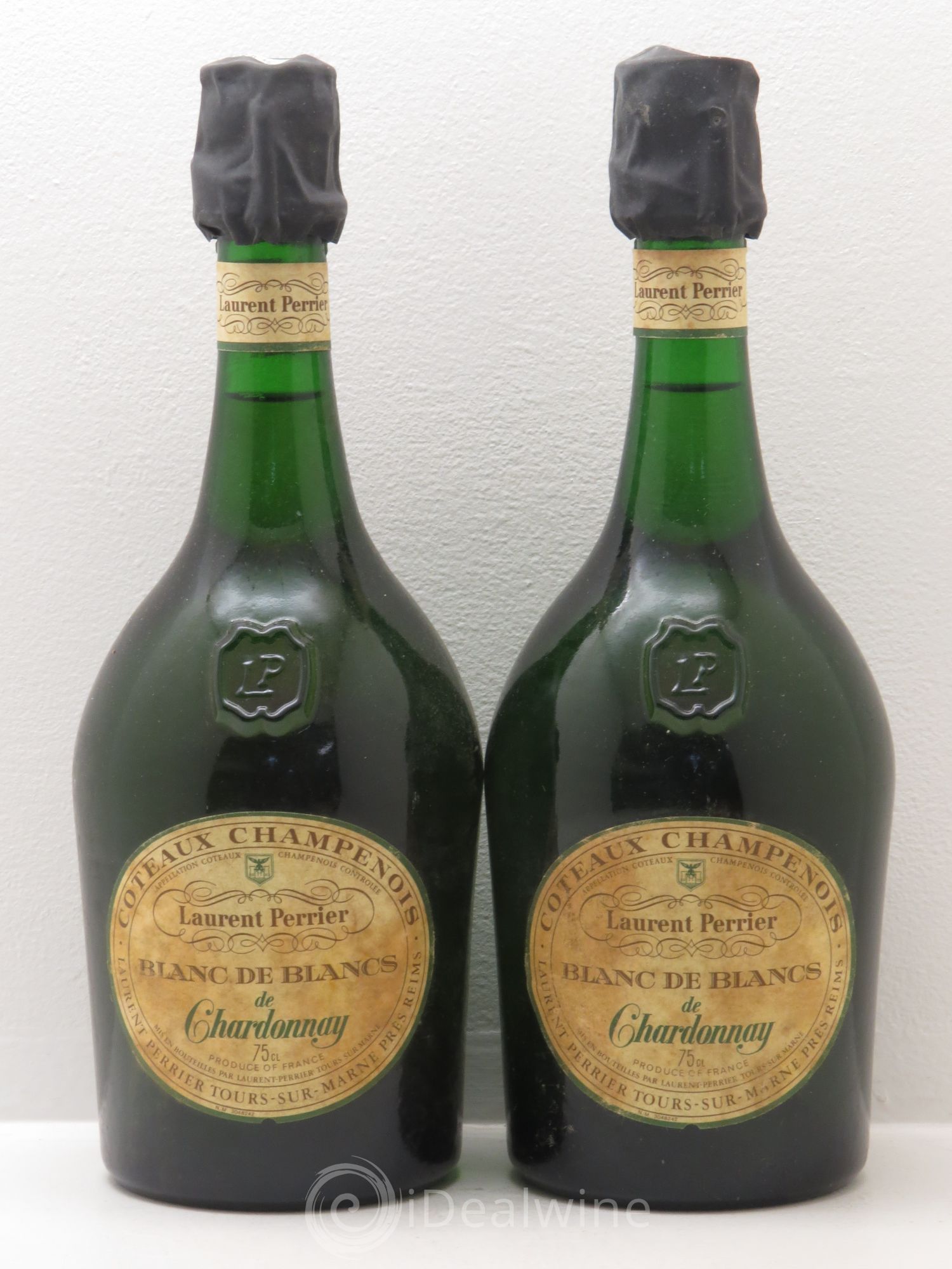 Divers Coteaux Champenois Laurent Perrier Blanc de Blancs - Posten von 2 Flaschen - 0