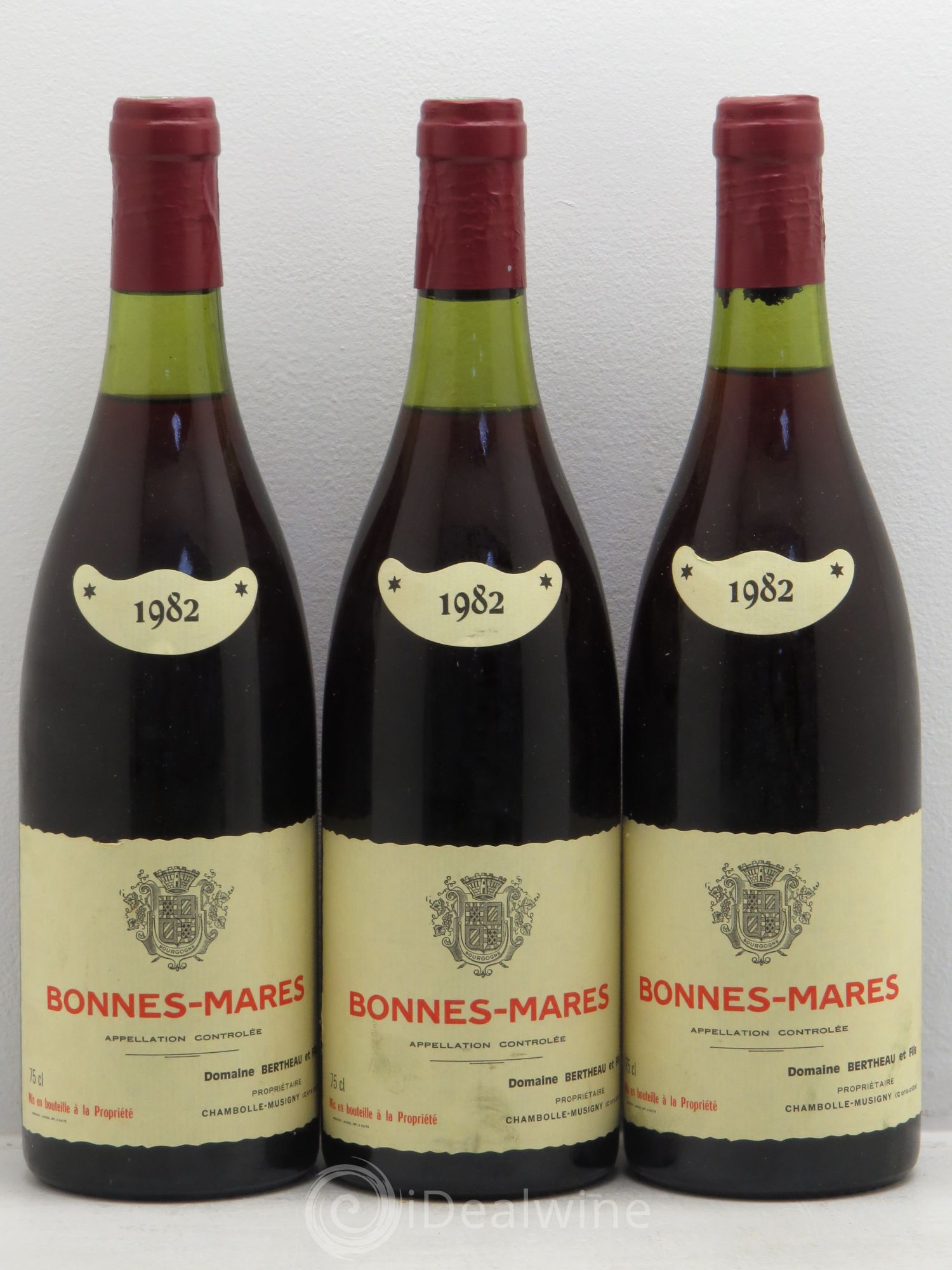 Bonnes-Mares Grand Cru Domaine Bertheau 1982 - Lot de 3 bouteilles - 0