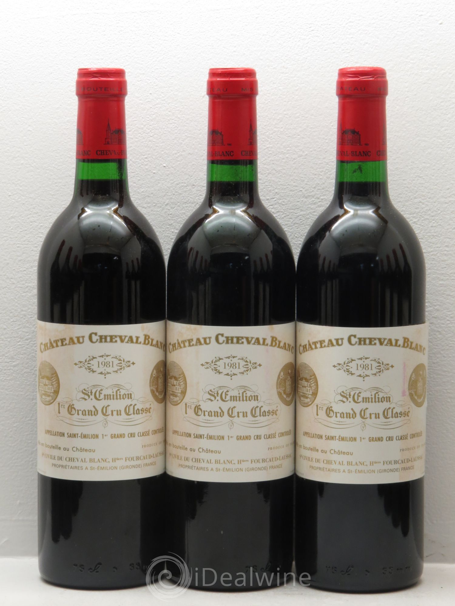 Château Cheval Blanc 1er Grand Cru Classé A 1981 - Lot de 12 bouteilles - 1