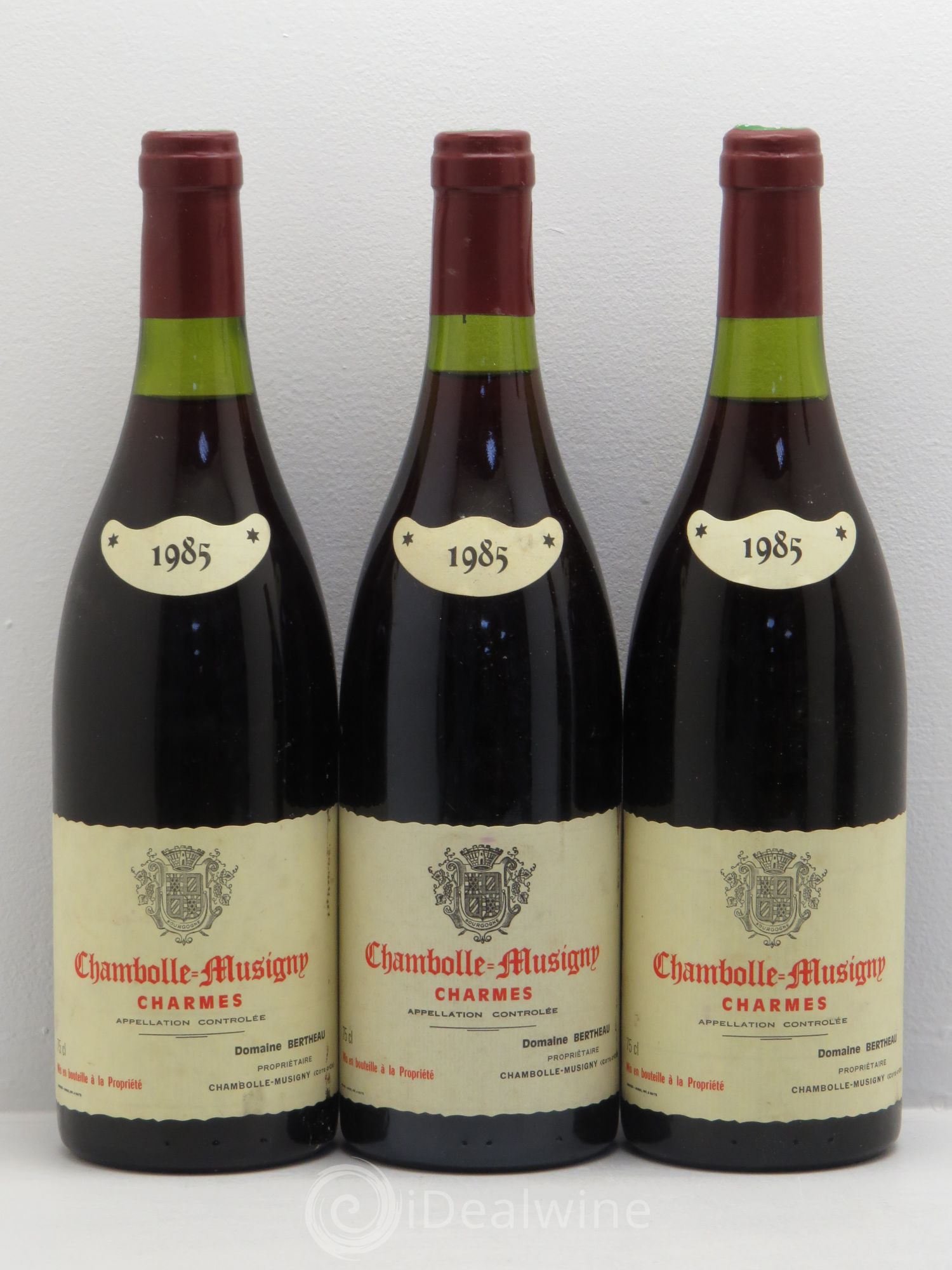 Chambolle-Musigny Les Charmes Domaine Bertheau 1985 - Posten von 3 Flaschen - 0