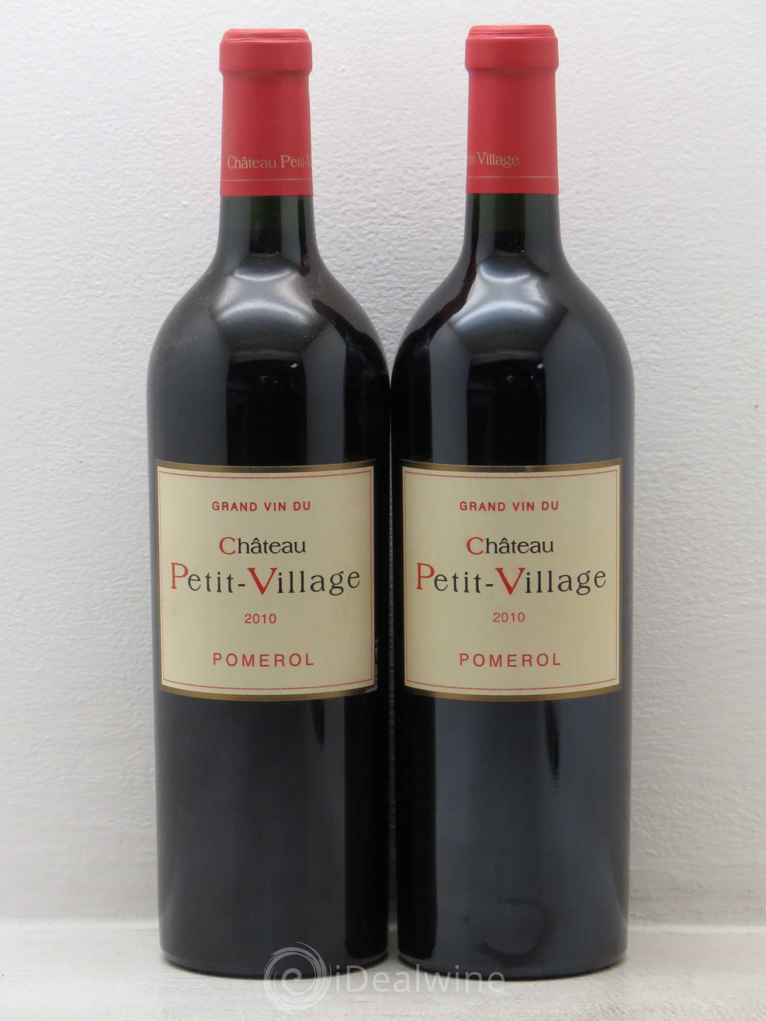 Château Petit Village 2010 - Lot de 2 bouteilles - 0