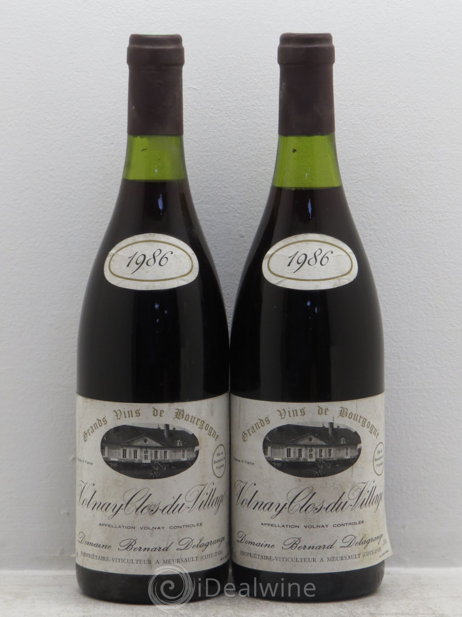 Volnay clos du village bernard delagrange 1986 - Posten von 2 Flaschen - 0