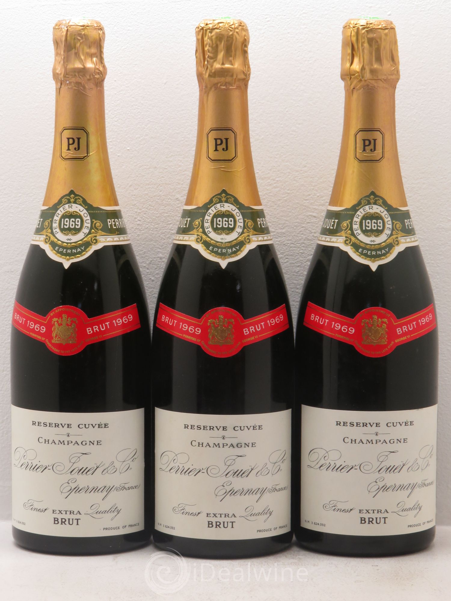 Champagne Perrier-Jouët Extra Brut réserve cuvée 1969 - Posten von 3 Flaschen - 0