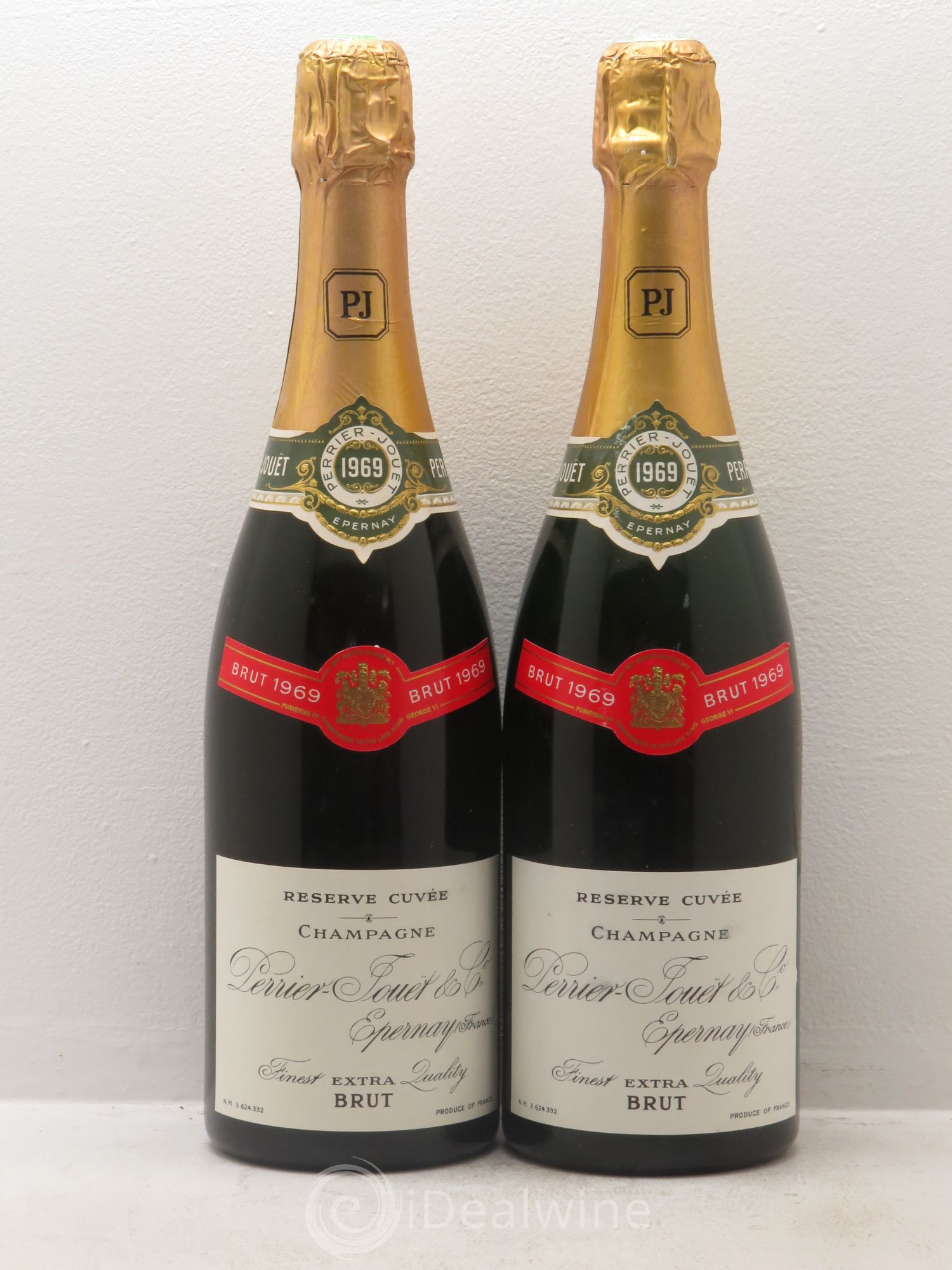 Champagne Perrier-Jouët Extra Brut réserve cuvée 1969 - Posten von 2 Flaschen - 0