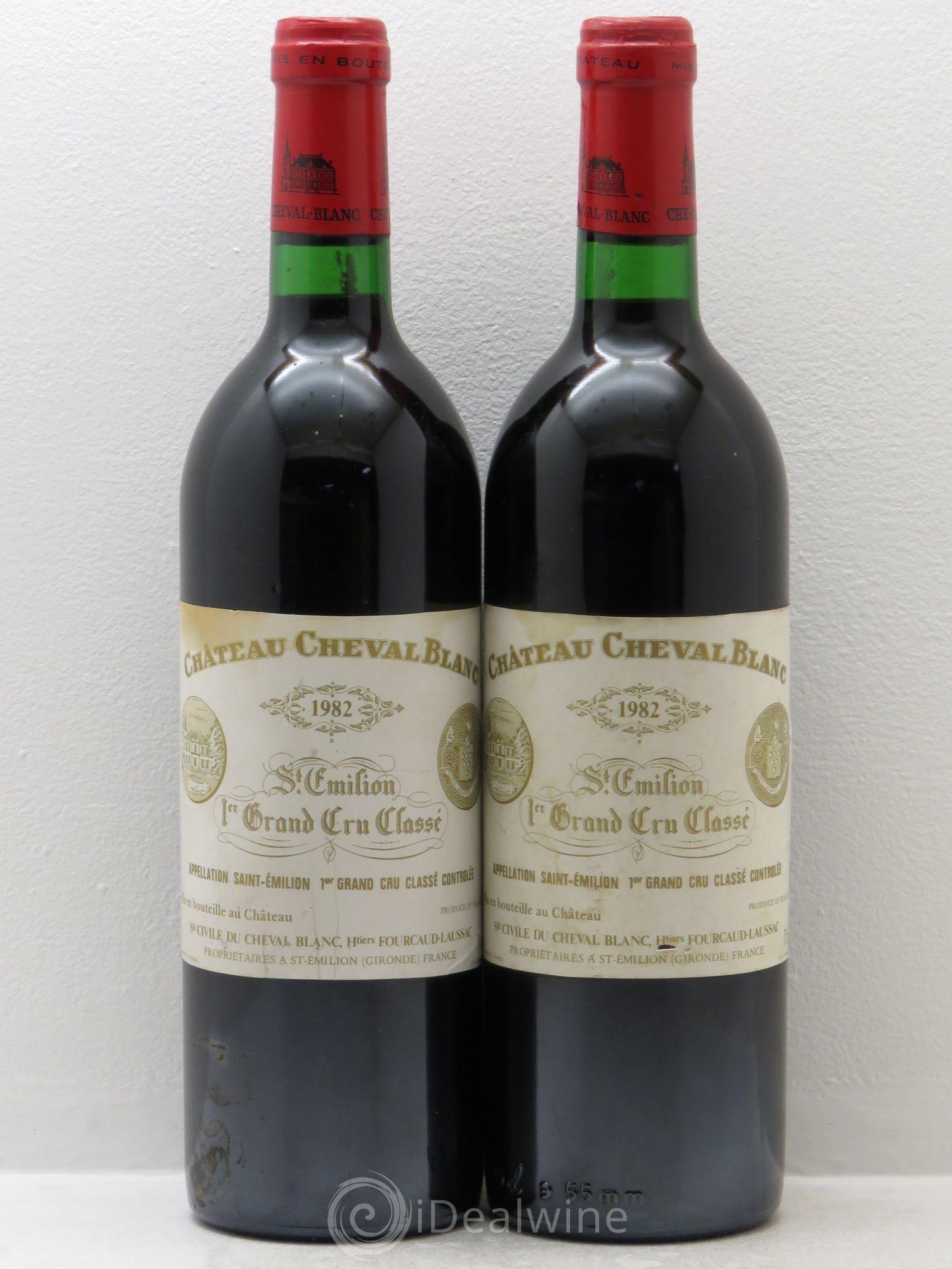 Château Cheval Blanc 1er Grand Cru Classé A 1982 - Lot de 2 bouteilles - 0
