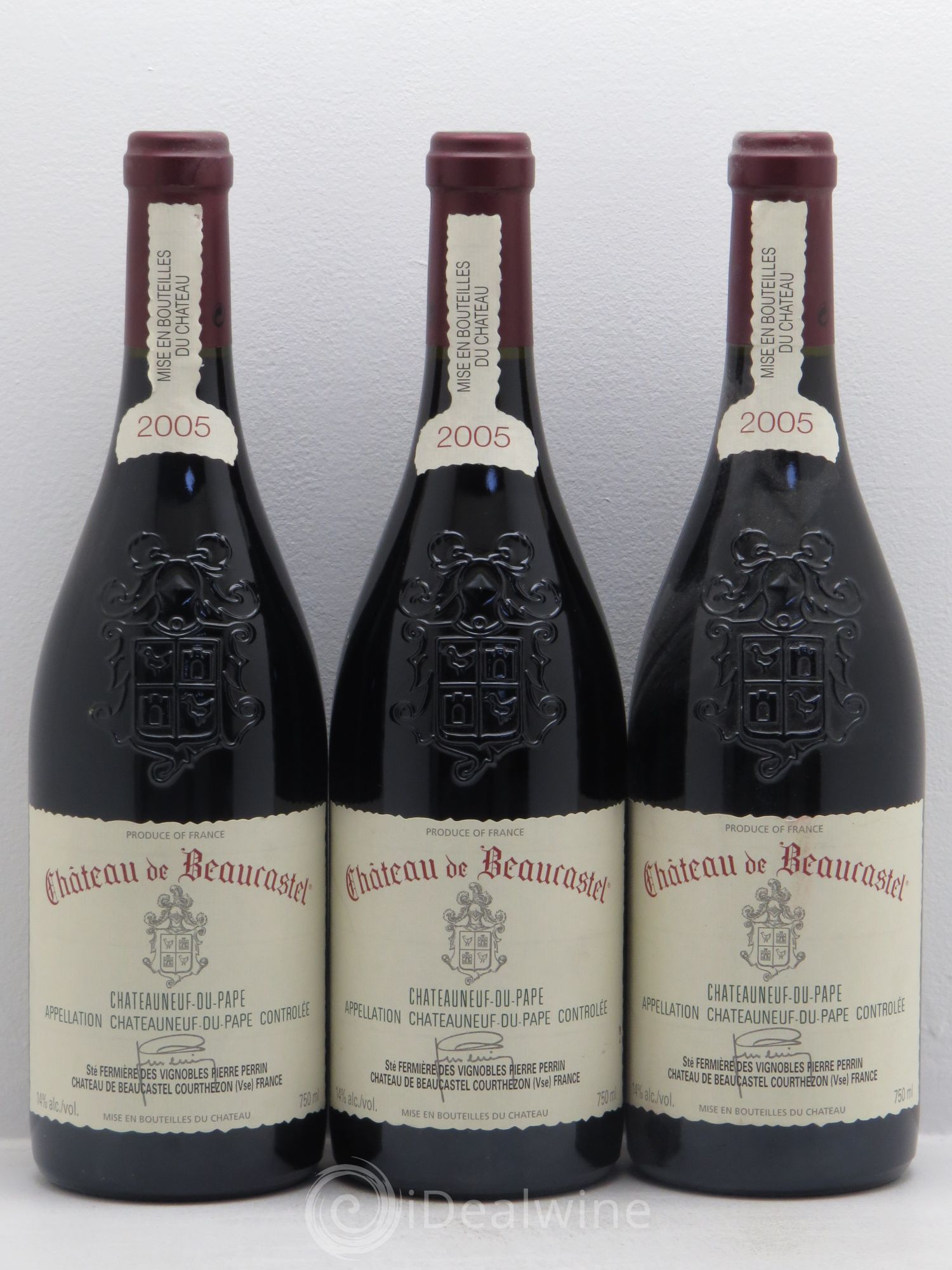 Châteauneuf-du-Pape Château de Beaucastel Famille Perrin 2005 - Lot de 3 bouteilles - 0