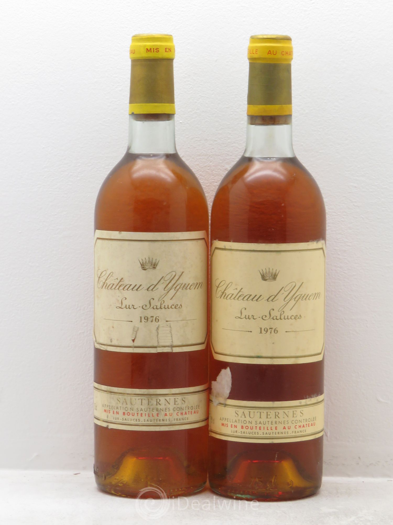 Château d' Yquem 1er Cru Classé Supérieur 1976 - Lotto di 2 bottiglie - 0