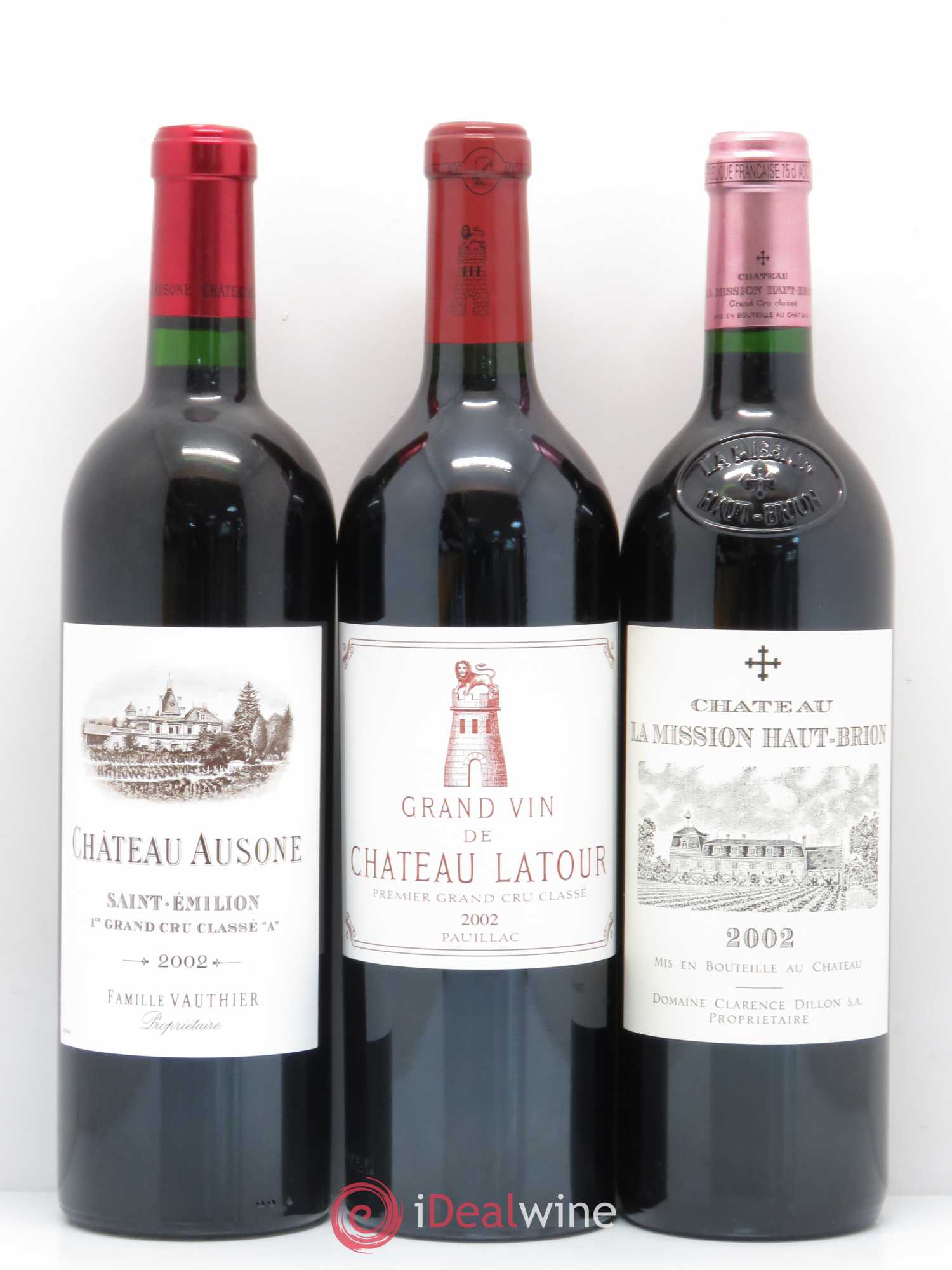 Caisse Collection Duclot 2002 1 Petrus, 1 Latour, 1 Haut Brion, 1 La Mission Haut Brion, 1 Ausone, 1 Cheval blanc, 1 Mouton Rothschild, 1 Margaux, 1 Lafite Rothschild 2002 - Posten von 9 Flaschen - 1