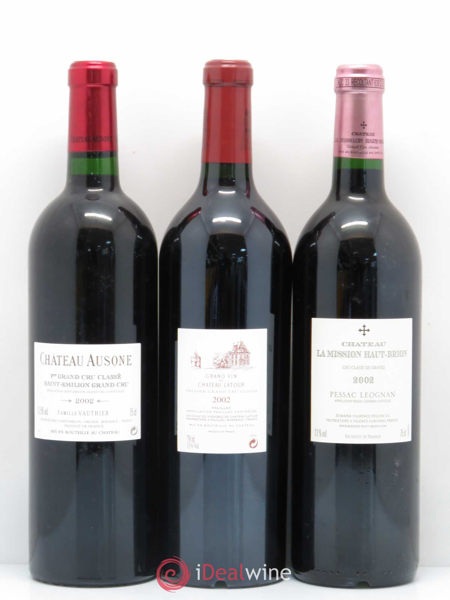 Caisse Collection Duclot 2002 1 Petrus, 1 Latour, 1 Haut Brion, 1 La Mission Haut Brion, 1 Ausone, 1 Cheval blanc, 1 Mouton Rothschild, 1 Margaux, 1 Lafite Rothschild 2002 - Posten von 9 Flaschen - 2