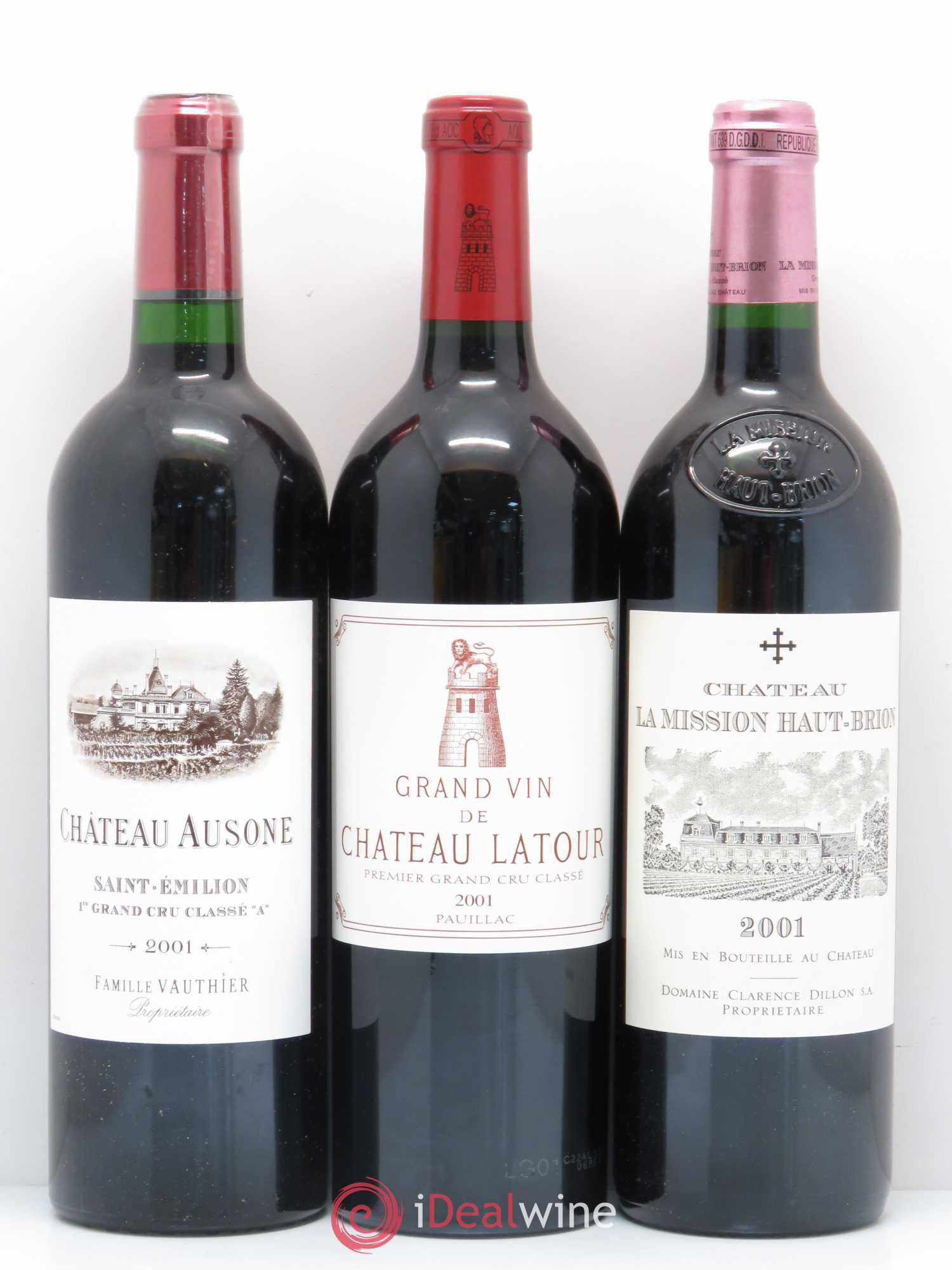 Caisse Duclot 1 Petrus, 1 Latour, 1 Haut Brion, 1 La Mission Haut Brion, 1 Ausone, 1 Cheval blanc, 1 Mouton Rothschild, 1 Margaux, 1 Lafite Rothschild 2001 - Posten von 9 Flaschen - 1