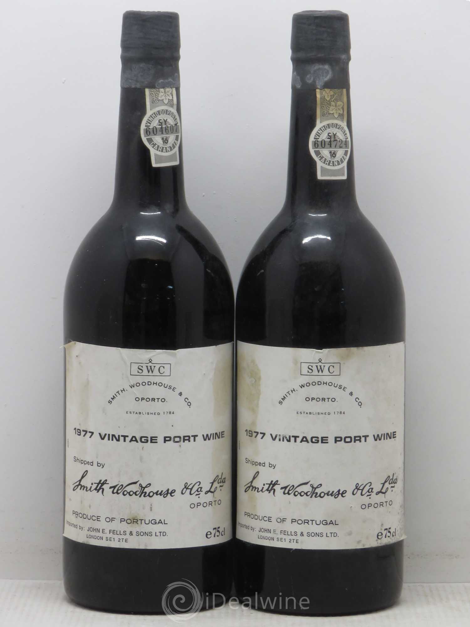 Porto Smith Woodhouse 1977 - Posten von 2 Flaschen - 0