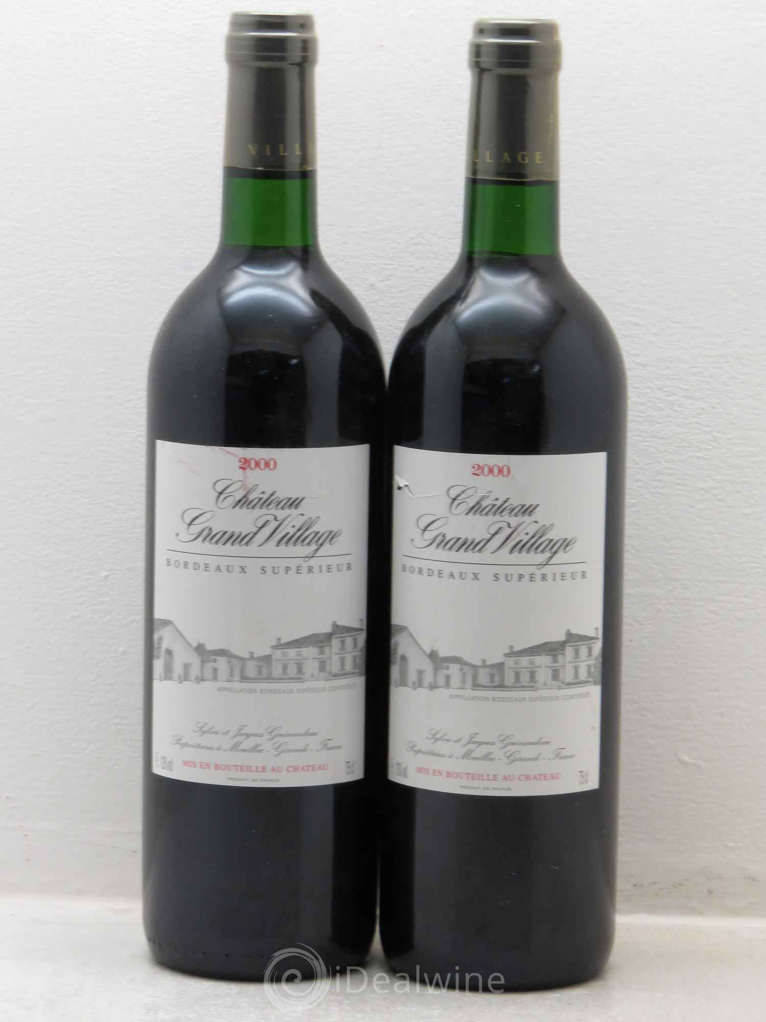 Bordeaux Grand Village (sans prix de réserve) 2000 - Posten von 2 Flaschen - 0