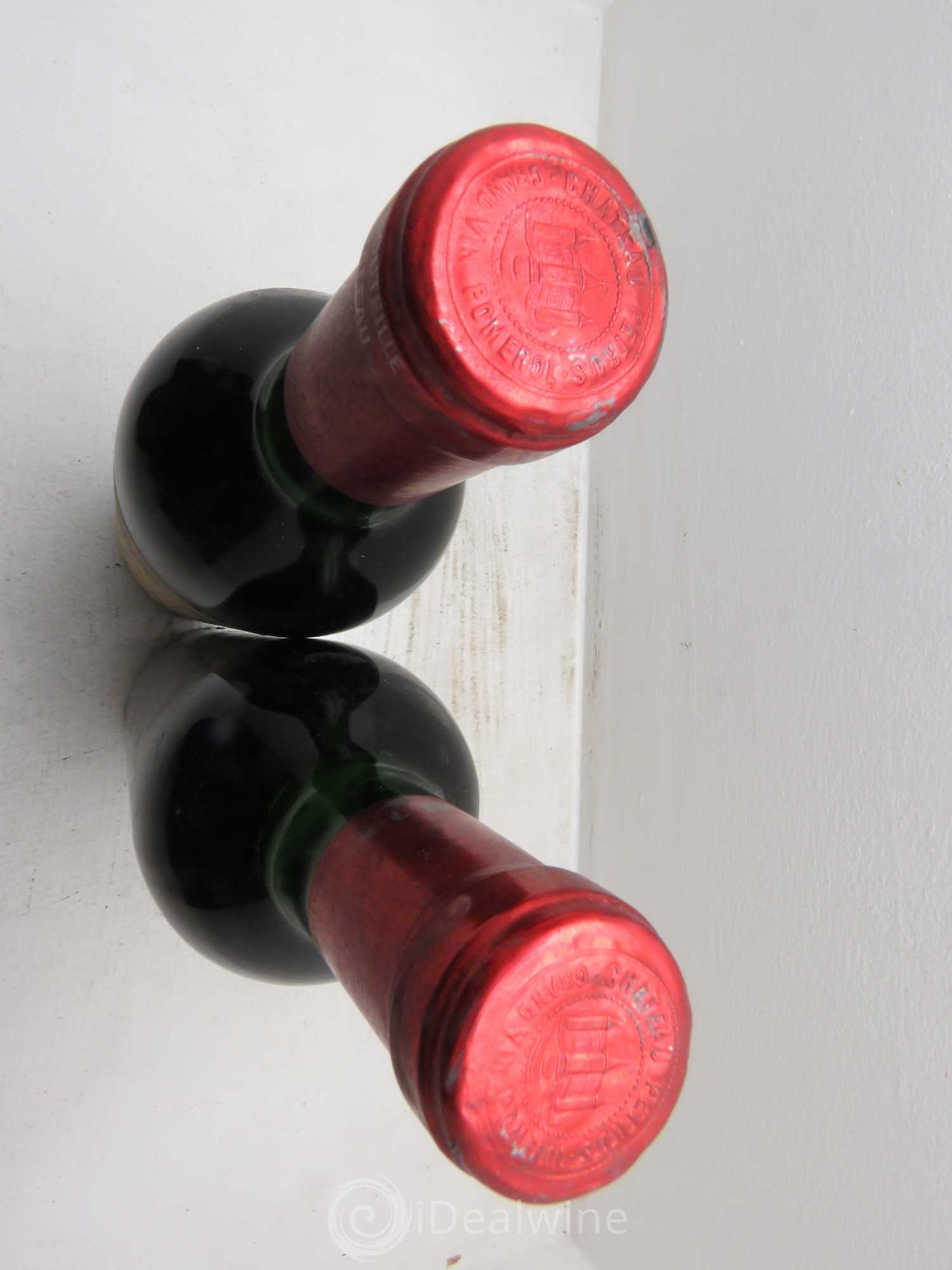 Petrus 1972 - Lot de 2 bouteilles - 1