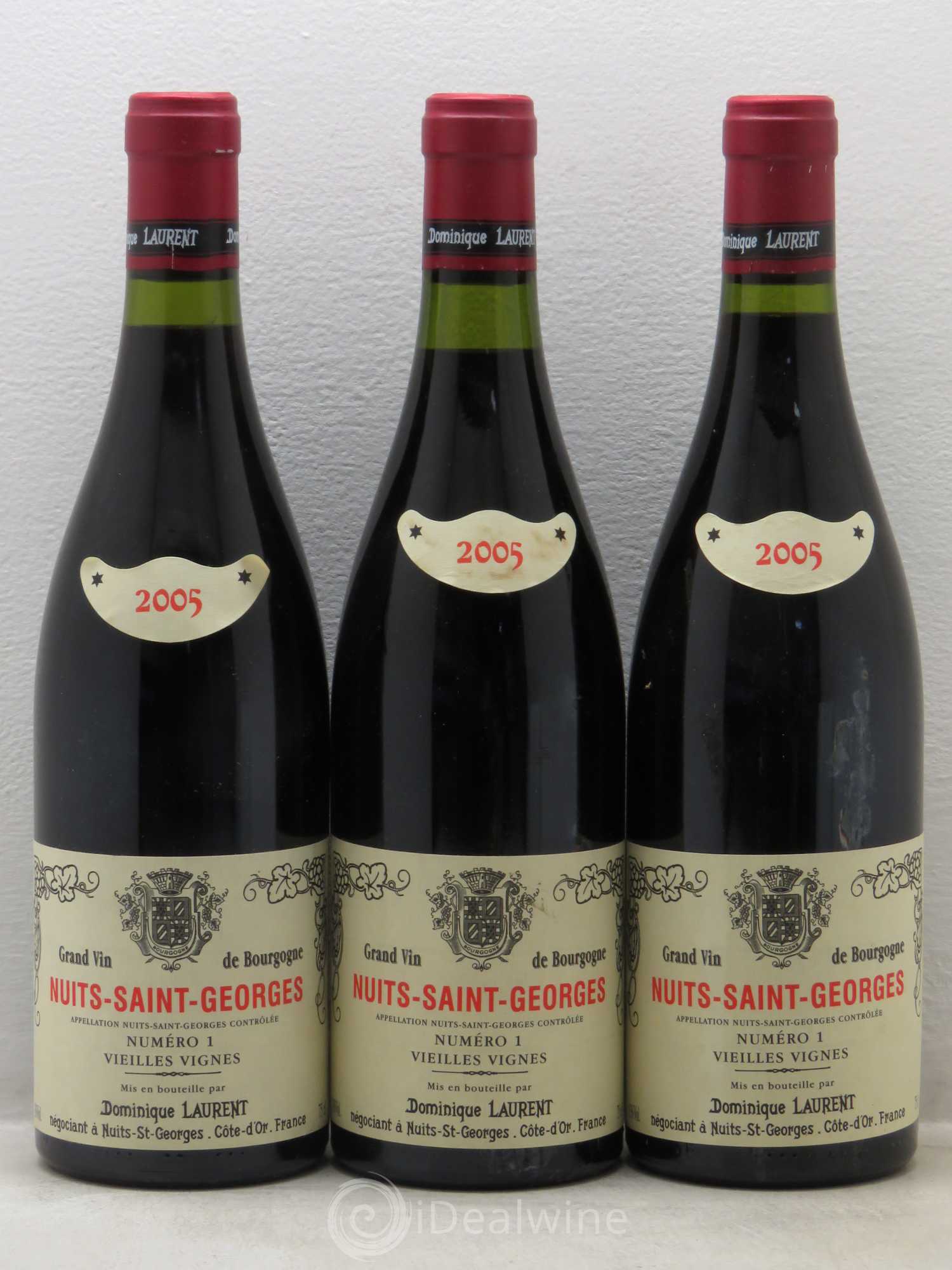 Nuits-Saint-Georges Vieilles Vignes Dominique Laurent Numéro 1 2005 - Lot de 3 bouteilles - 0