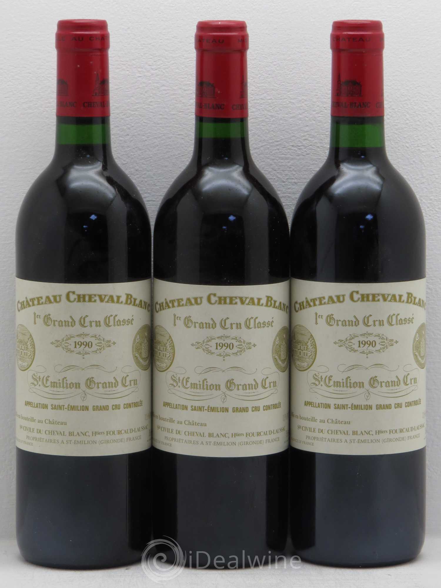 Château Cheval Blanc 1er Grand Cru Classé A 1990 - Lot de 3 bouteilles - 0