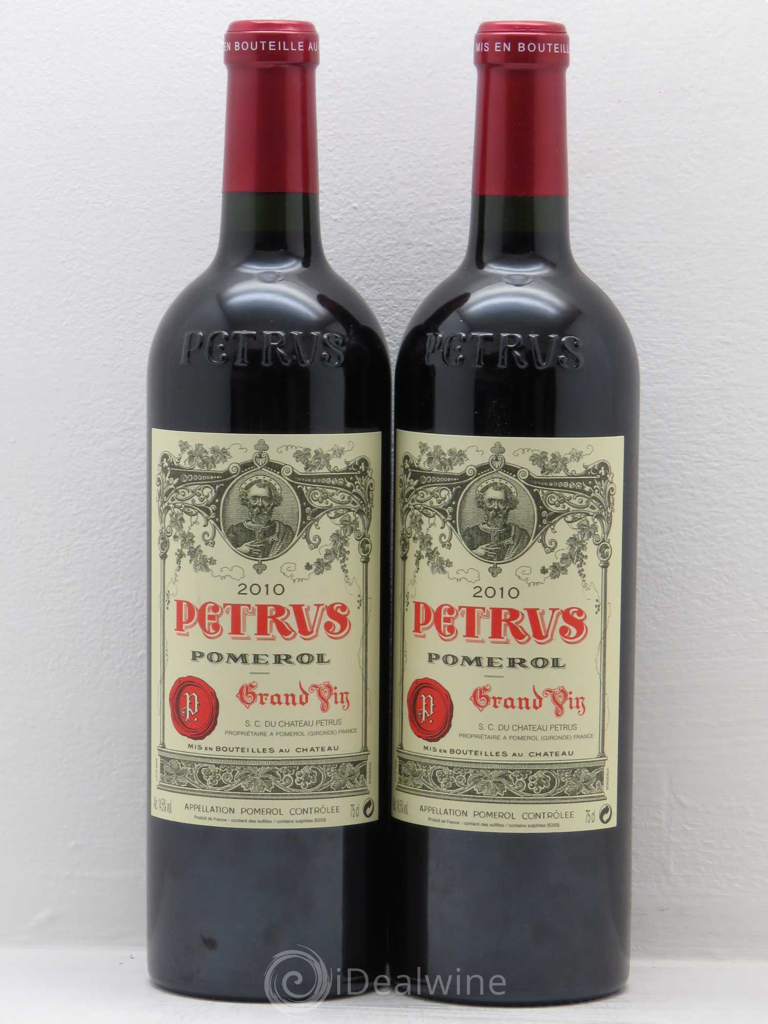 Petrus 2010 - Lot de 2 bouteilles - 0