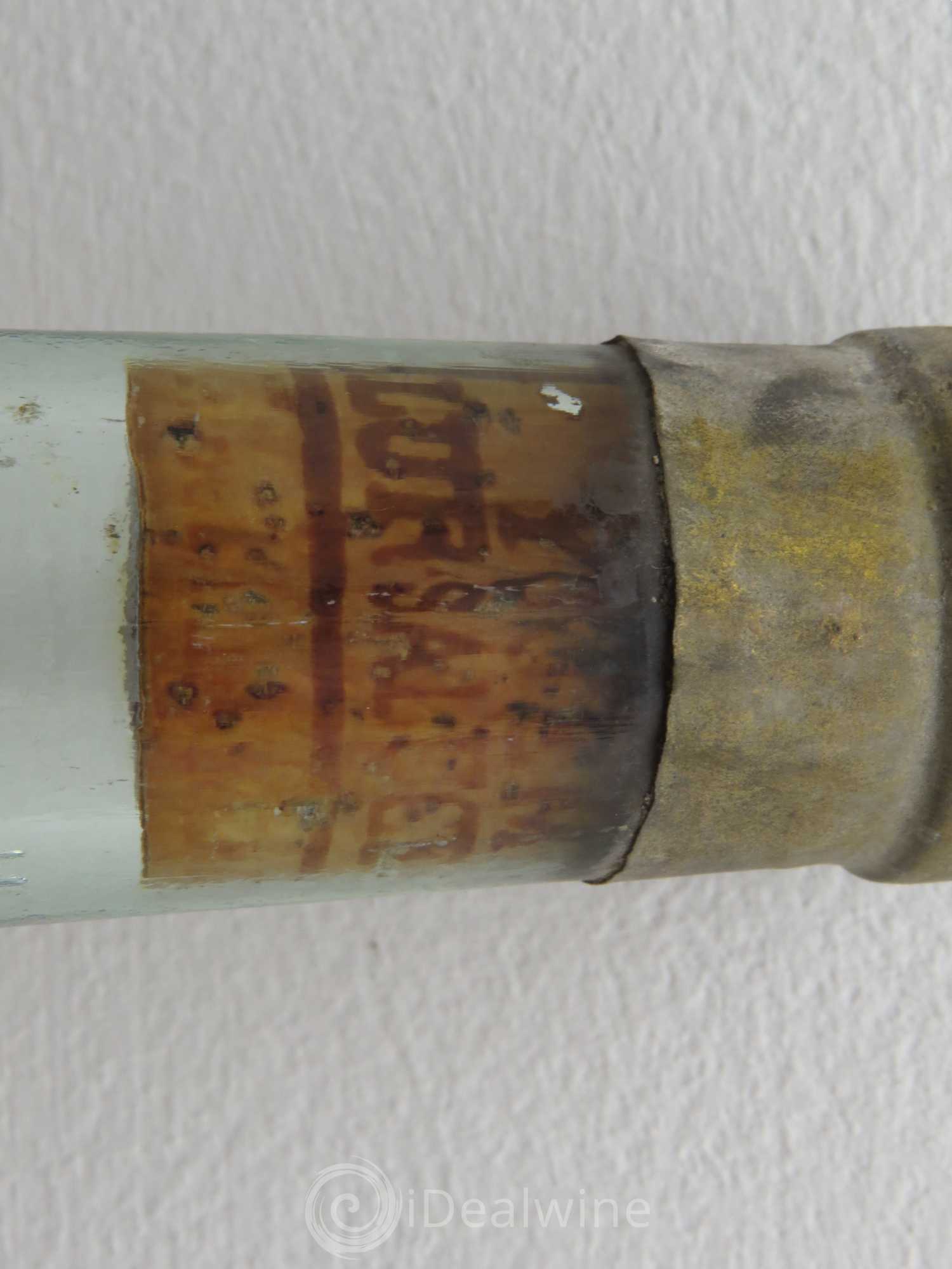 Château d' Yquem 1er Cru Classé Supérieur 1928 - Lotto di 1 bottiglia - 3