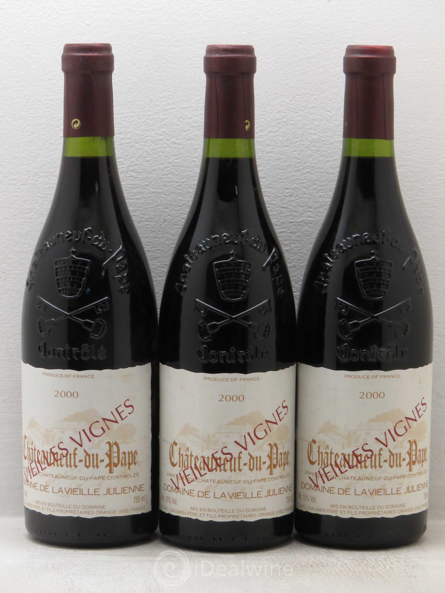 Châteauneuf-du-Pape Vieille Julienne (Domaine de la) Cuvée Vieilles Vignes Jean-Paul Daumen 2000 - Lot de 3 bouteilles - 0