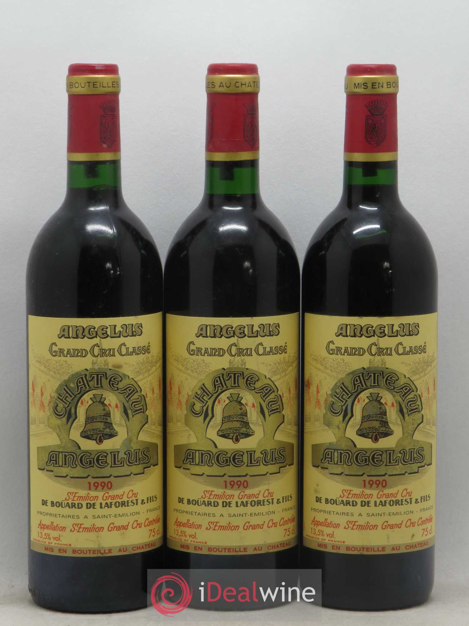 Château Angélus 1er Grand Cru Classé A 1990 - Lot de 3 bouteilles - 0
