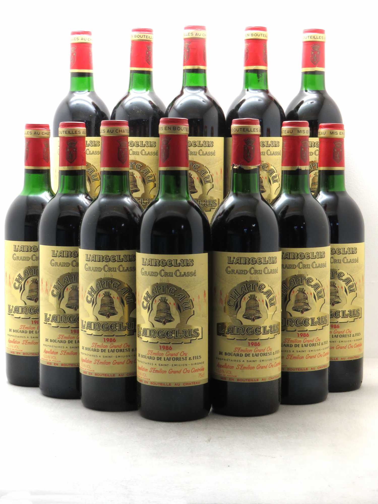 Château Angélus 1er Grand Cru Classé A 1986 - Lot de 12 bouteilles - 0