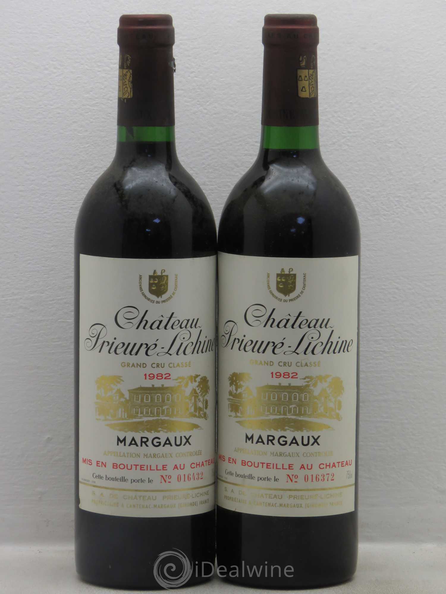 Château Prieuré Lichine 4ème Grand Cru Classé (sans prix de réserve) 1982 - Lot de 2 bouteilles - 0