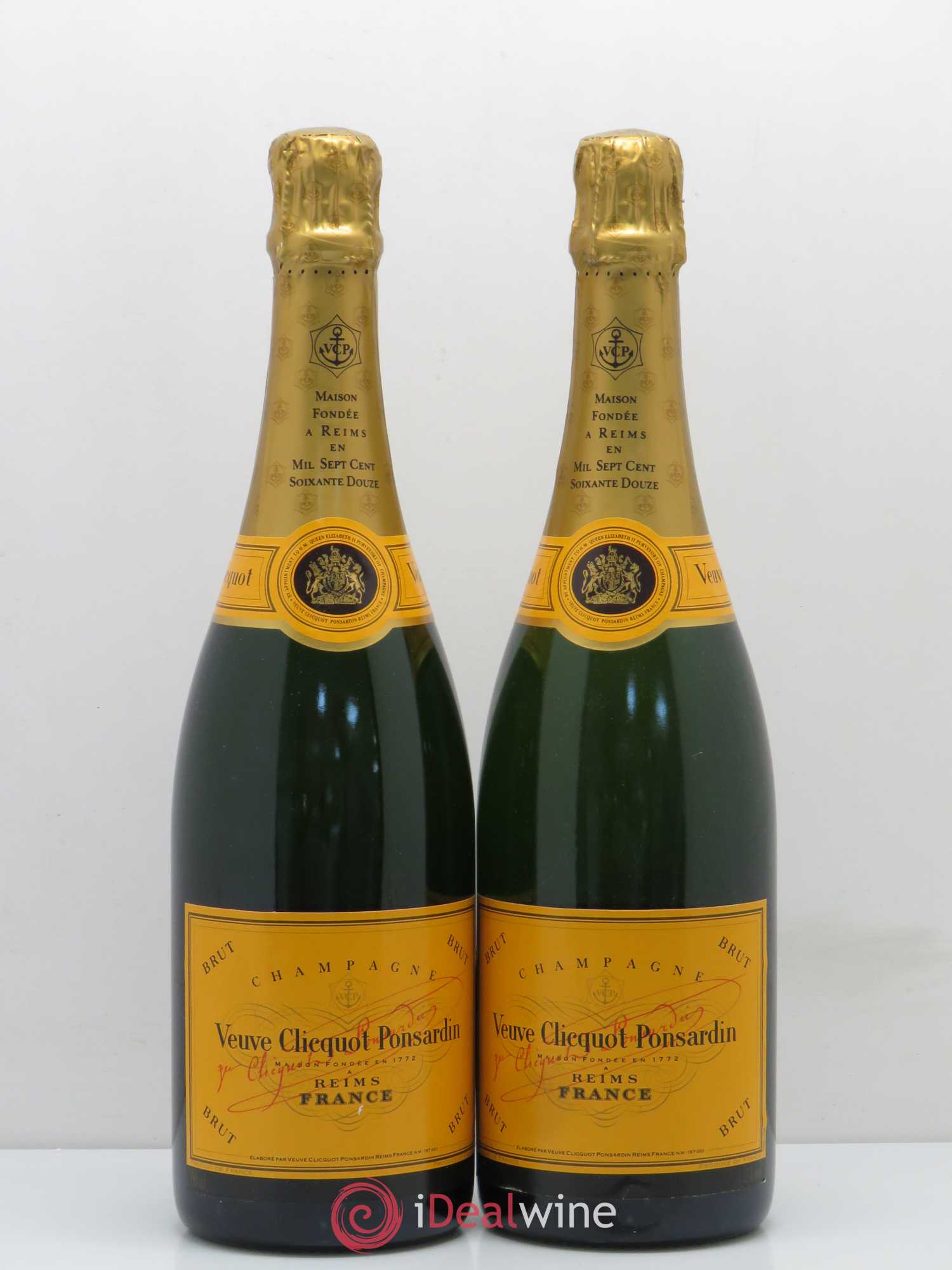 Vintage Veuve Clicquot - Lot de 2 bouteilles - 0