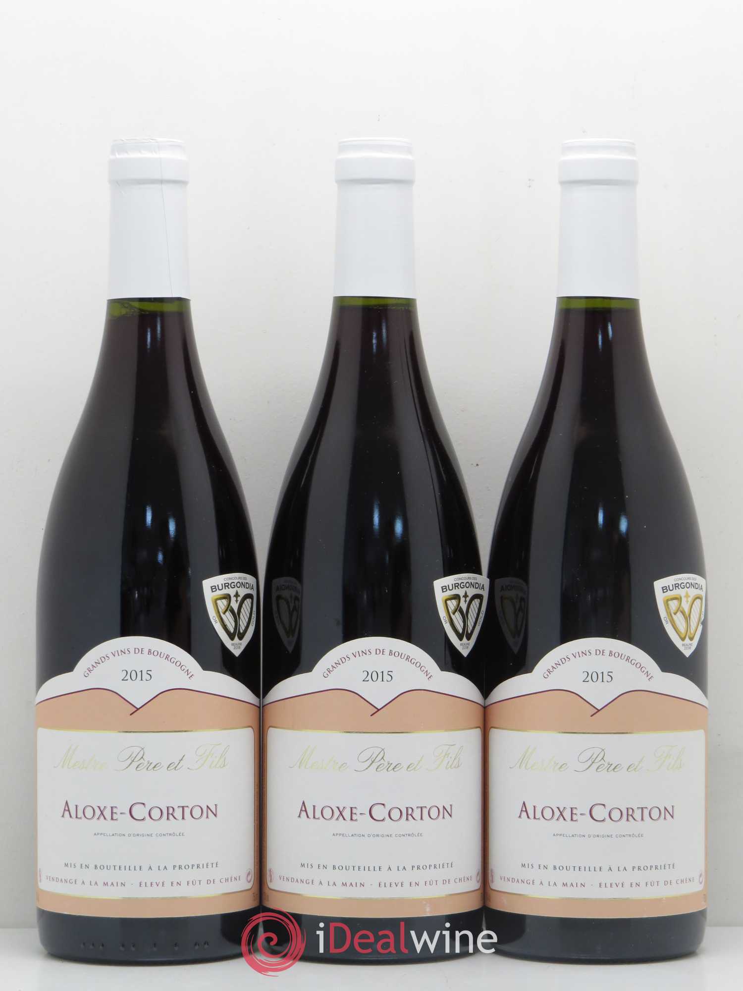 Aloxe-Corton Domaine Mestre Pere et Fils (sans prix de réserve) 2015 - Posten von 3 Flaschen - 0