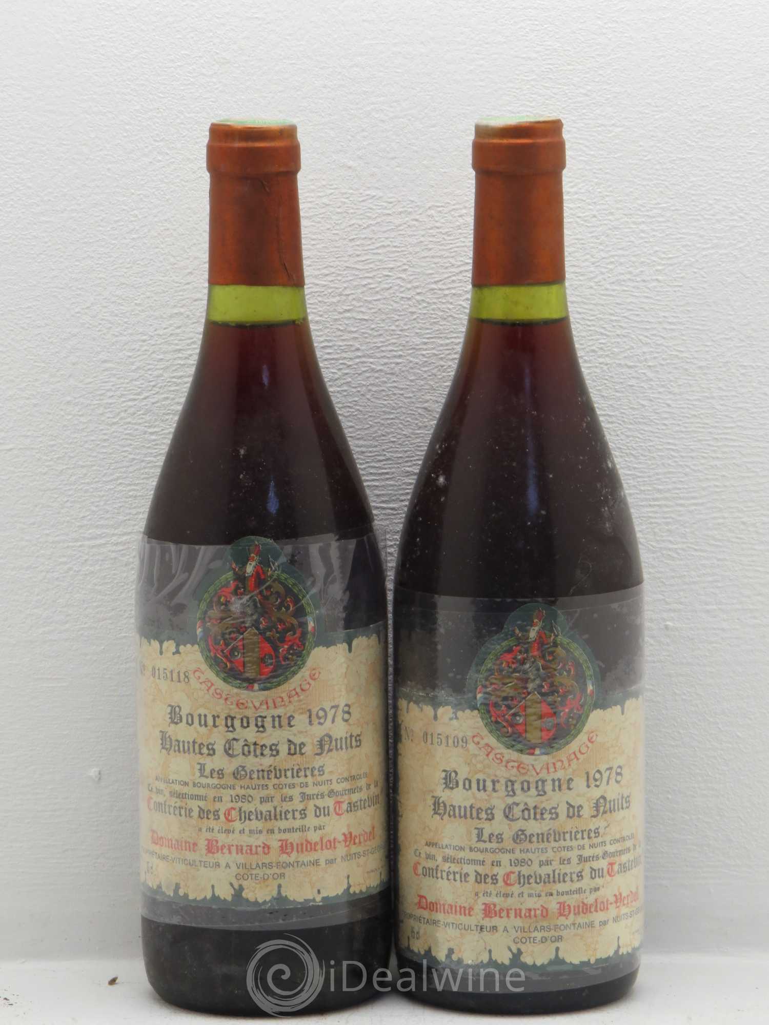 Hautes-Côtes de Nuits Domaine Bernard Hudelot Verde Les Genevrieres tastevinage 1978 - Posten von 2 Flaschen - 0