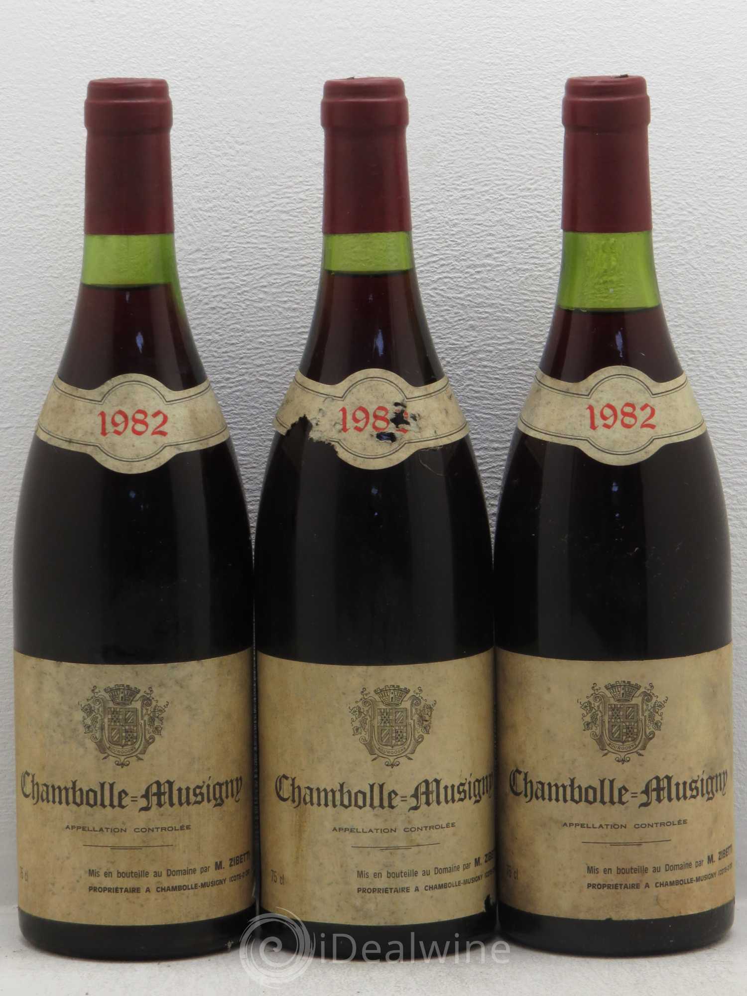 Chambolle-Musigny 1982 - Posten von 12 Flaschen - 2
