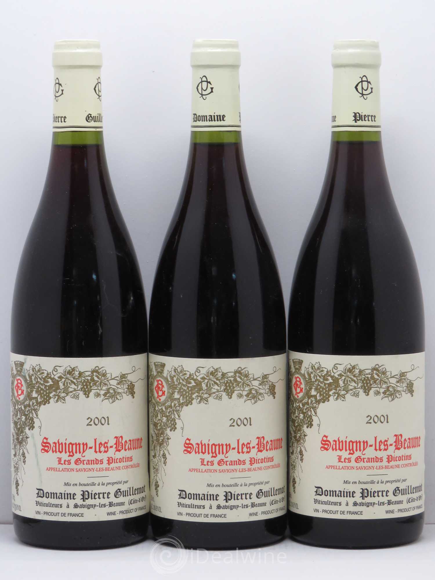 Savigny-lès-Beaune Les Grands Picotins Guillemot 2001 - Posten von 3 Flaschen - 0