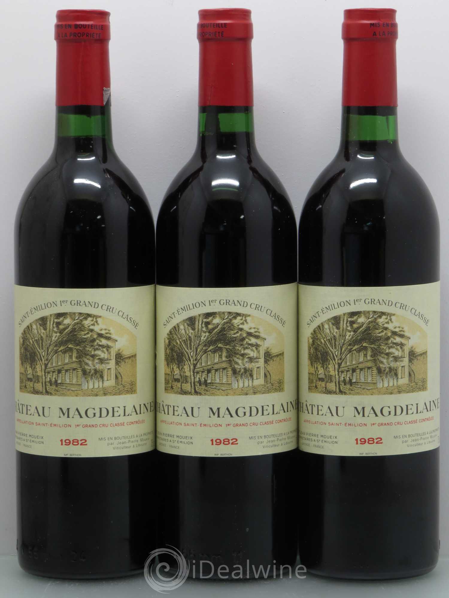 Château Magdelaine 1982 - Lot de 12 bouteilles - 2