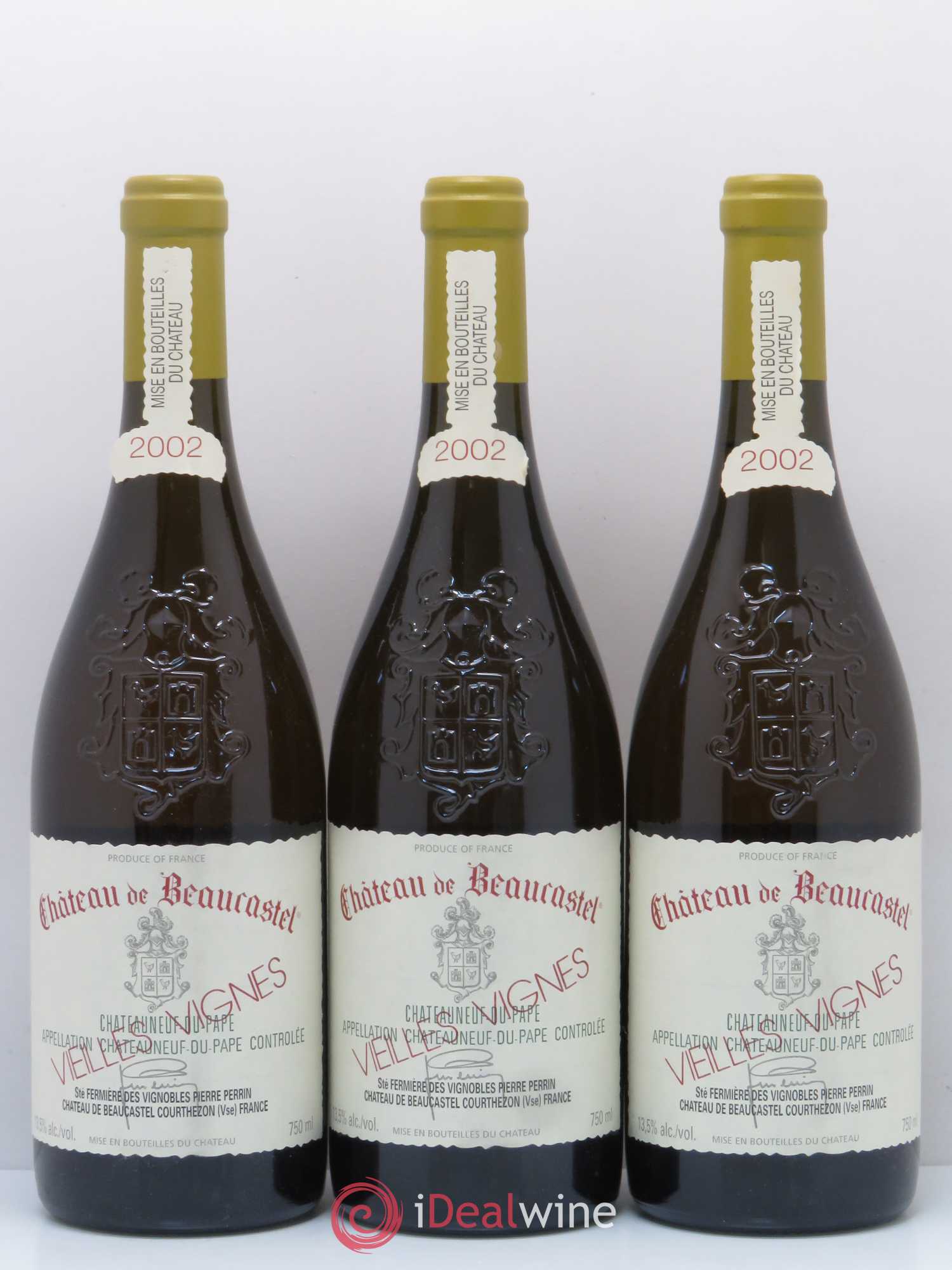 Châteauneuf-du-Pape Château de Beaucastel Vieilles vignes Roussanne Famille Perrin 2002 - Lot de 3 bouteilles - 0