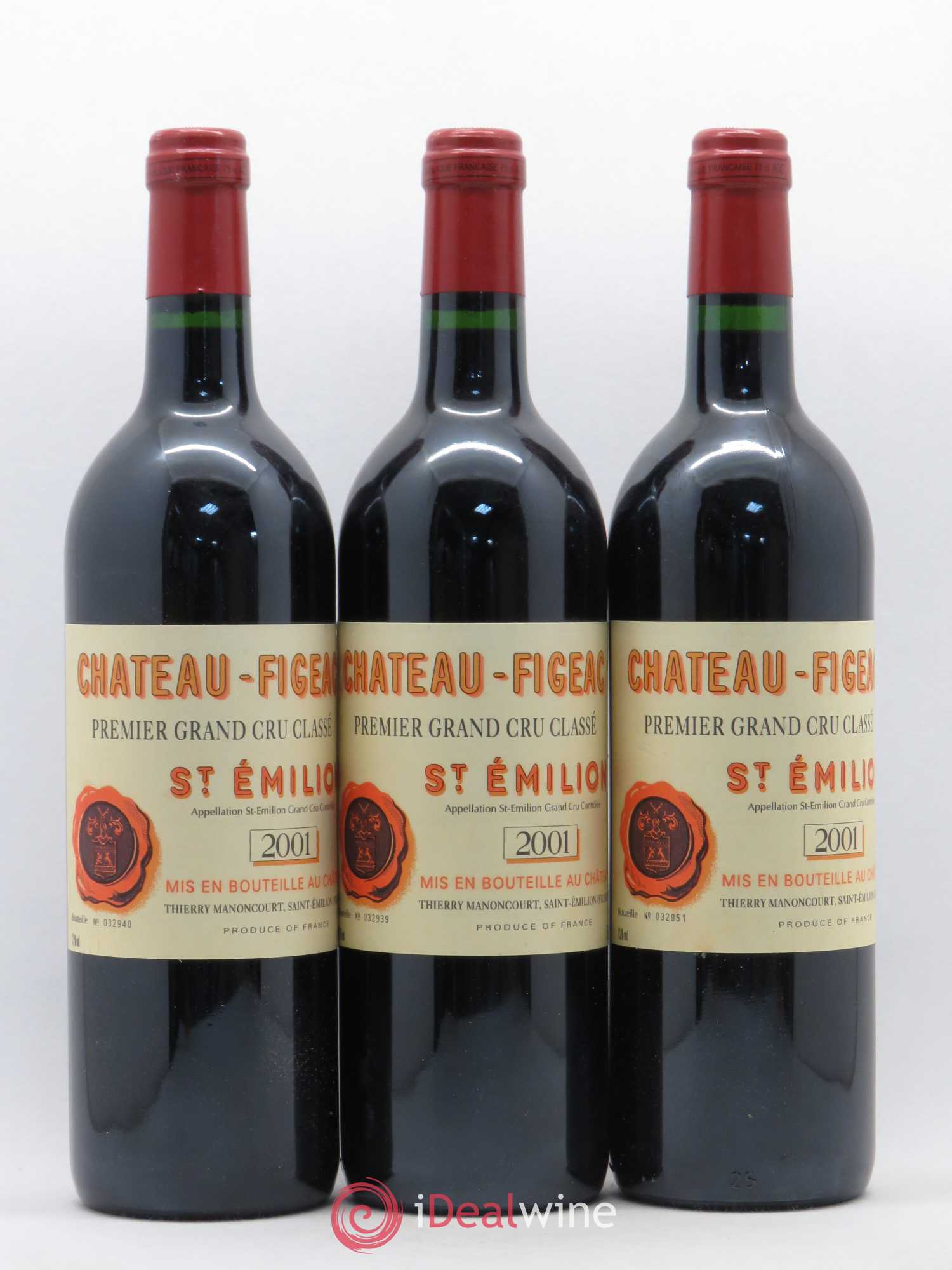 Château Figeac 1er Grand Cru Classé A 2001 - Lot de 3 bouteilles - 0