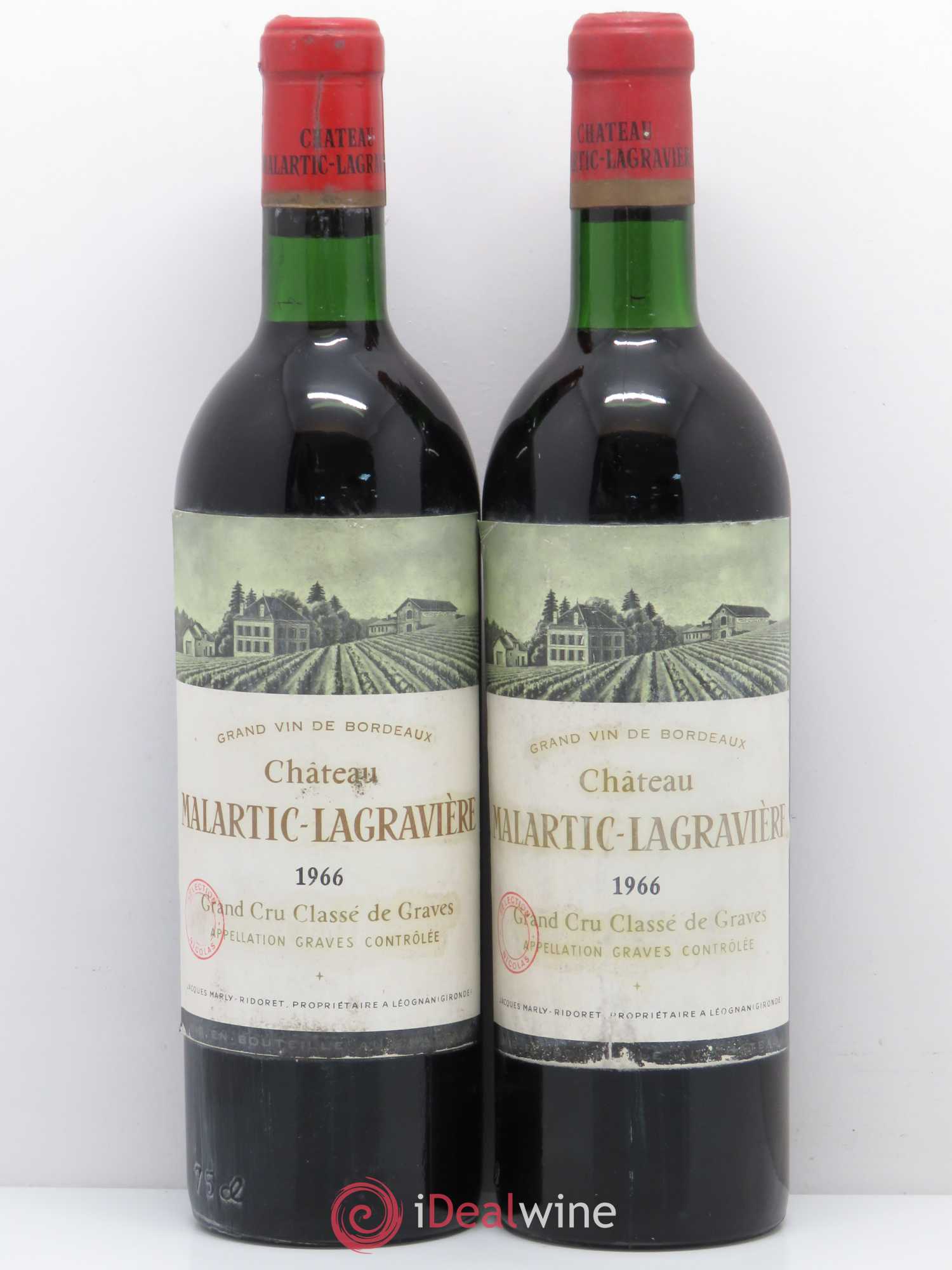 Château Malartic-Lagravière Cru Classé de Graves Mise Nicolas 1966 - Lot de 2 bouteilles - 0