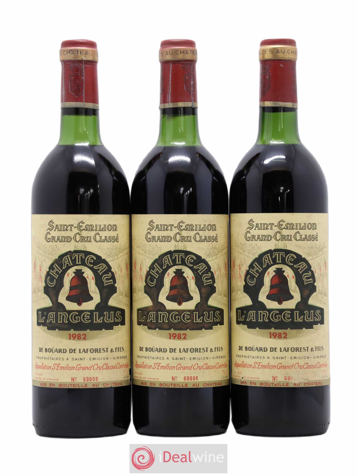 Château Angélus 1er Grand Cru Classé A 1982 - Lot de 3 bouteilles - 0