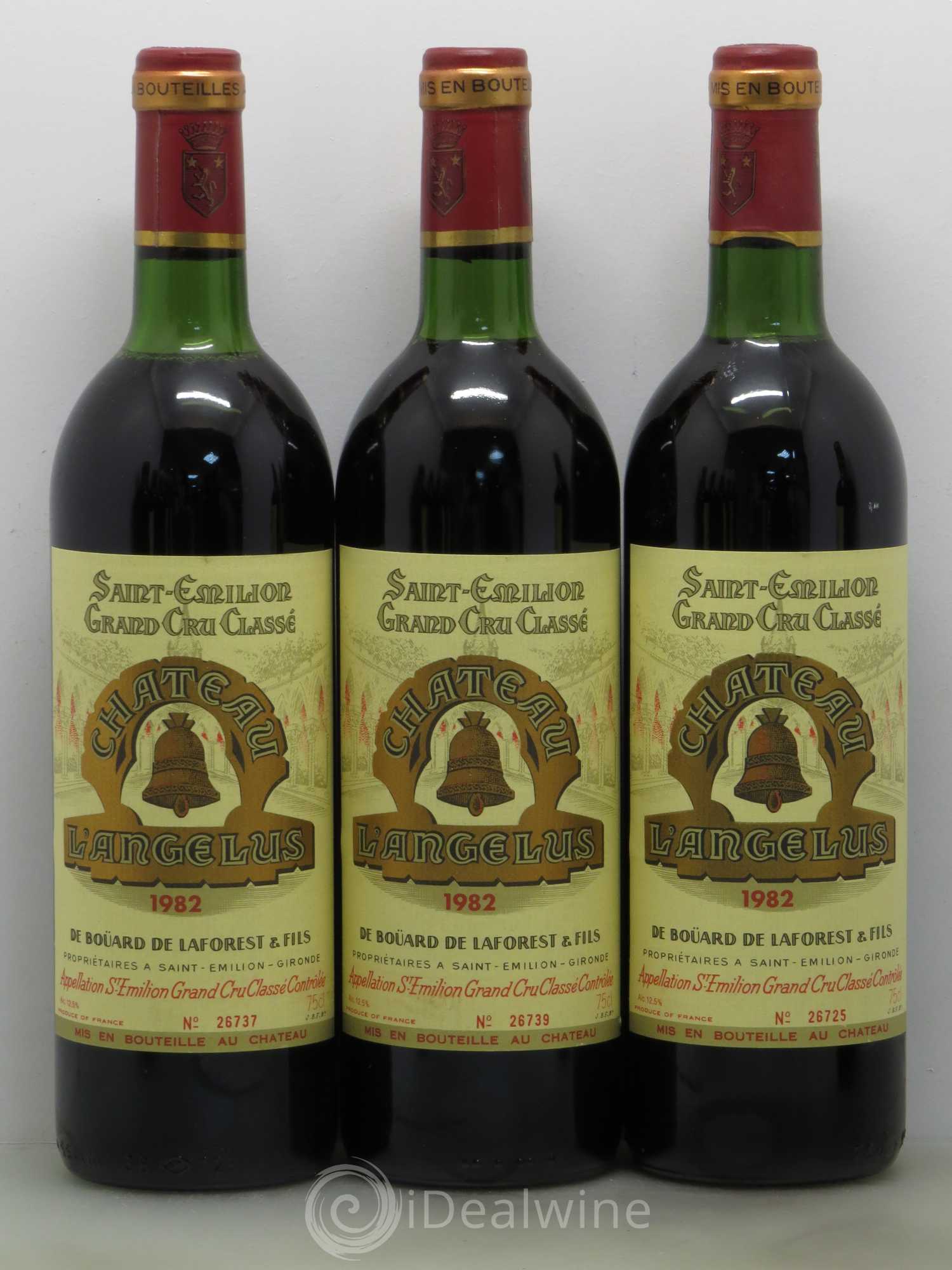 Château Angélus 1er Grand Cru Classé A 1982 - Lot de 12 bouteilles - 2