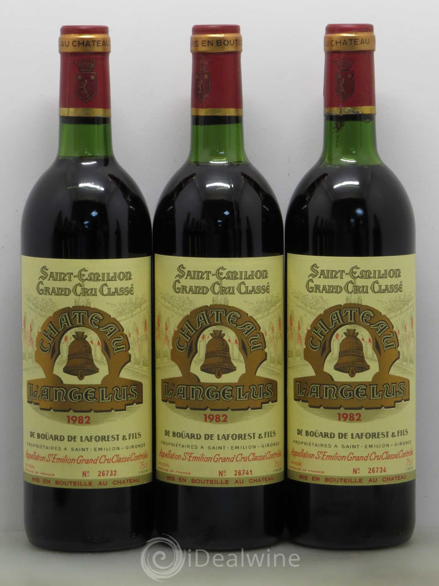 Château Angélus 1er Grand Cru Classé A 1982 - Lot de 12 bouteilles - 2