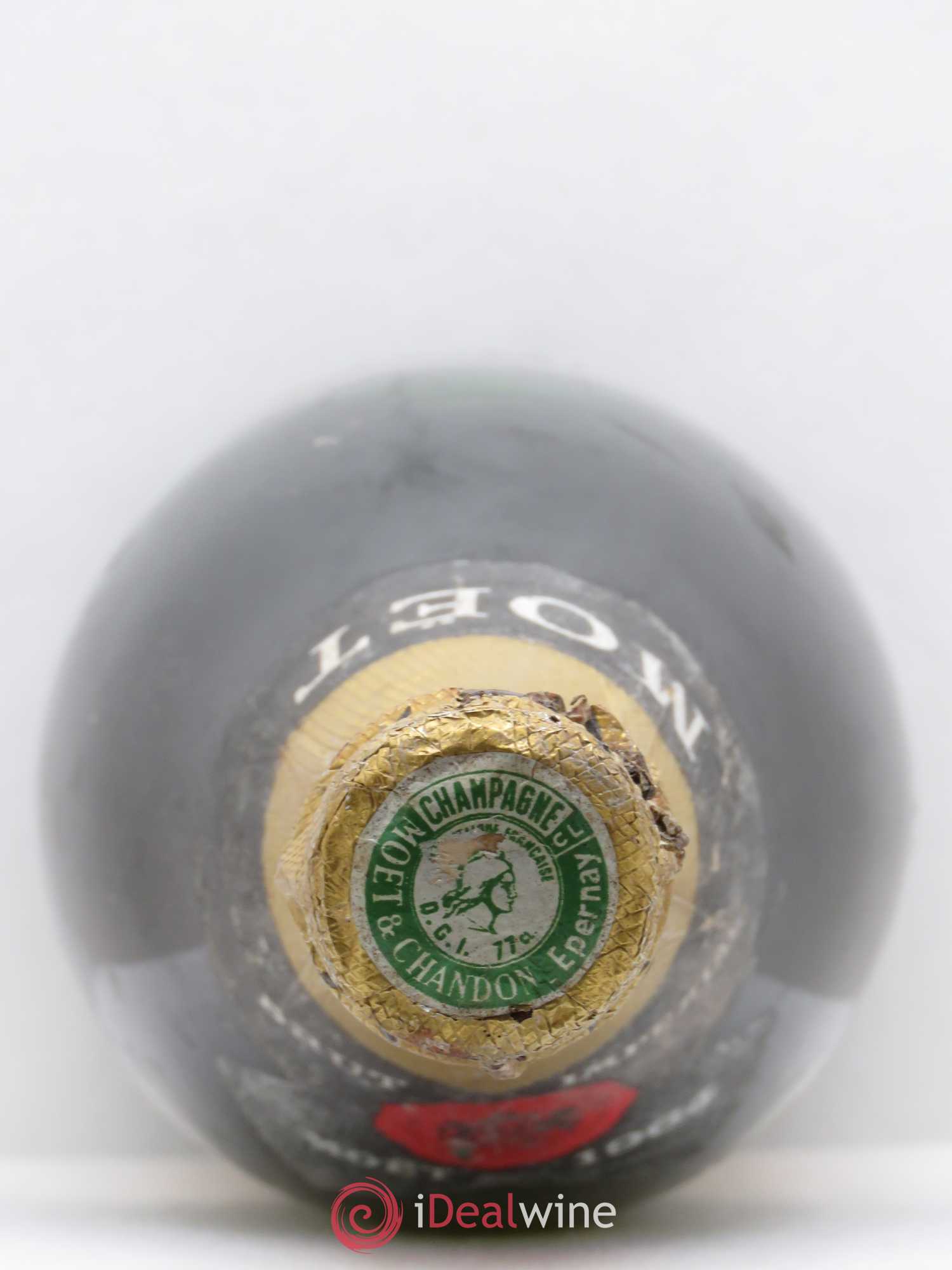 Grand Vintage Moët et Chandon Brut Impérial  1964 - Lot de 2 bouteilles - 1