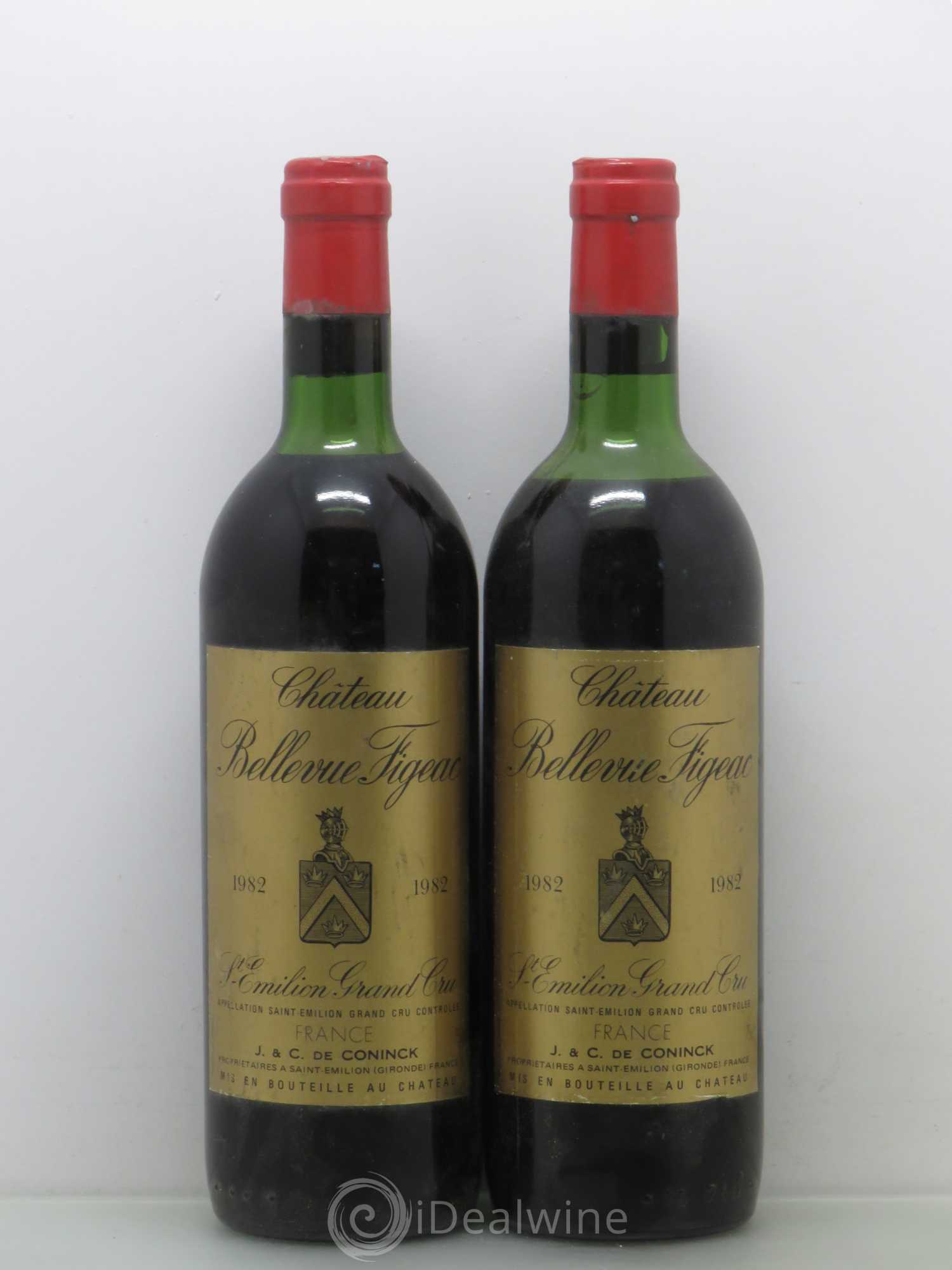 Divers Château Bellevue Figeac 1982 - Lot de 2 bouteilles - 0