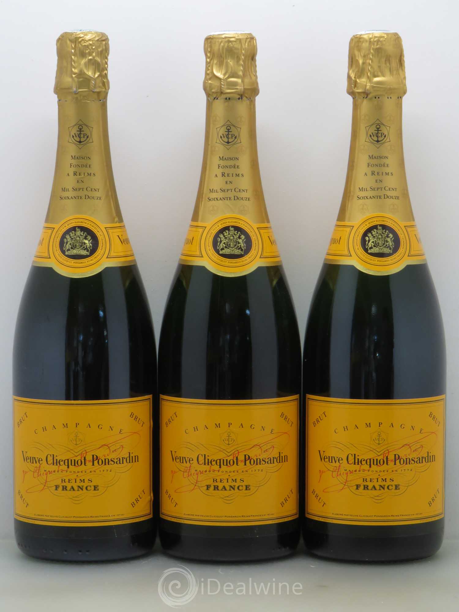 Vintage Veuve Clicquot - Lot de 3 bouteilles - 0