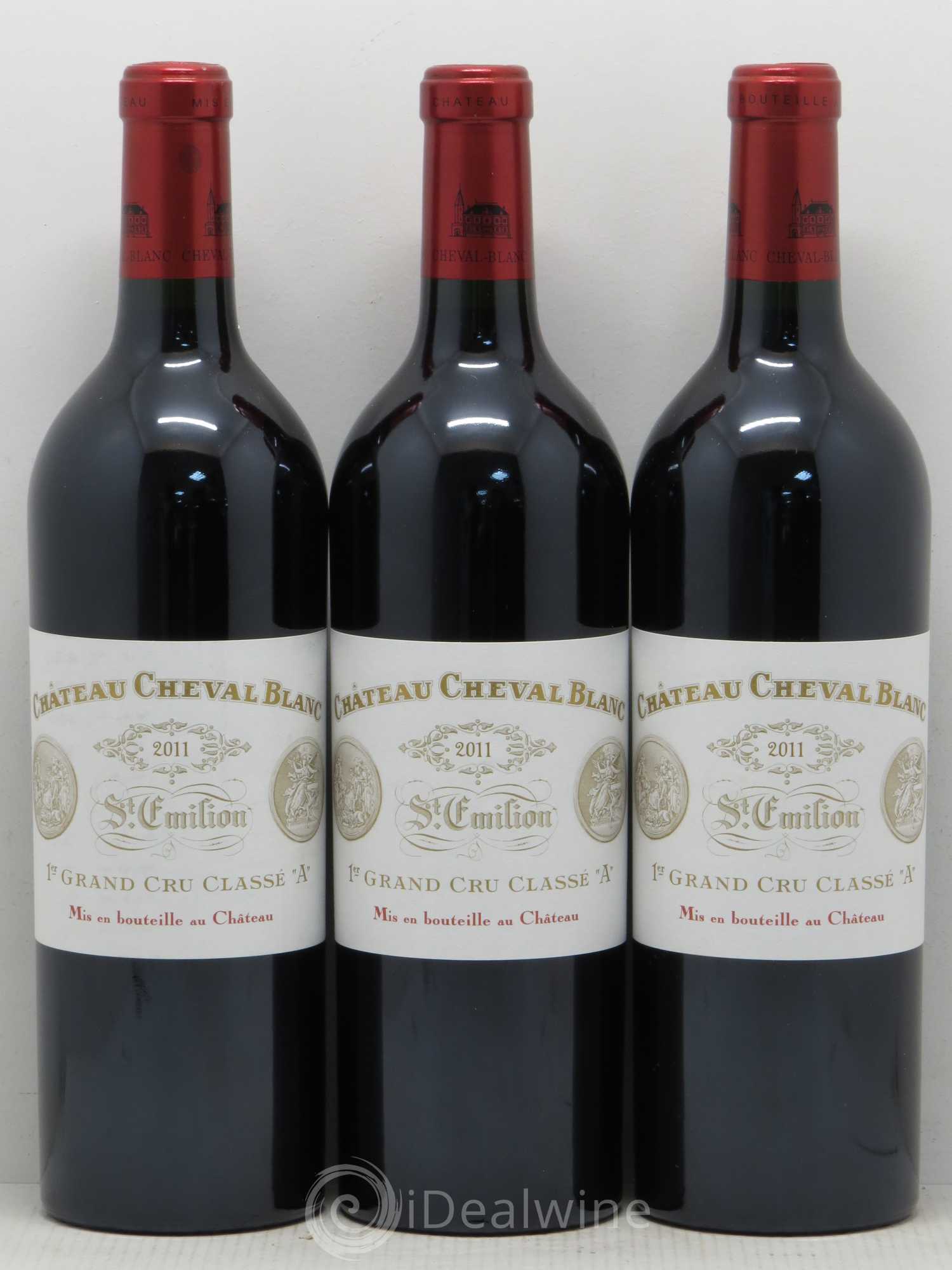 Château Cheval Blanc 1er Grand Cru Classé A 2011 - Lot de 3 bouteilles - 0