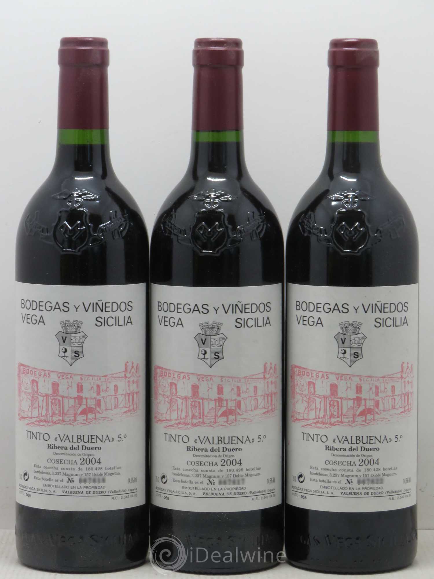 Ribera Del Duero DO Vega Sicilia Valbuena 5 ano Famille Alvarez 2004 - Lot de 3 bouteilles - 0