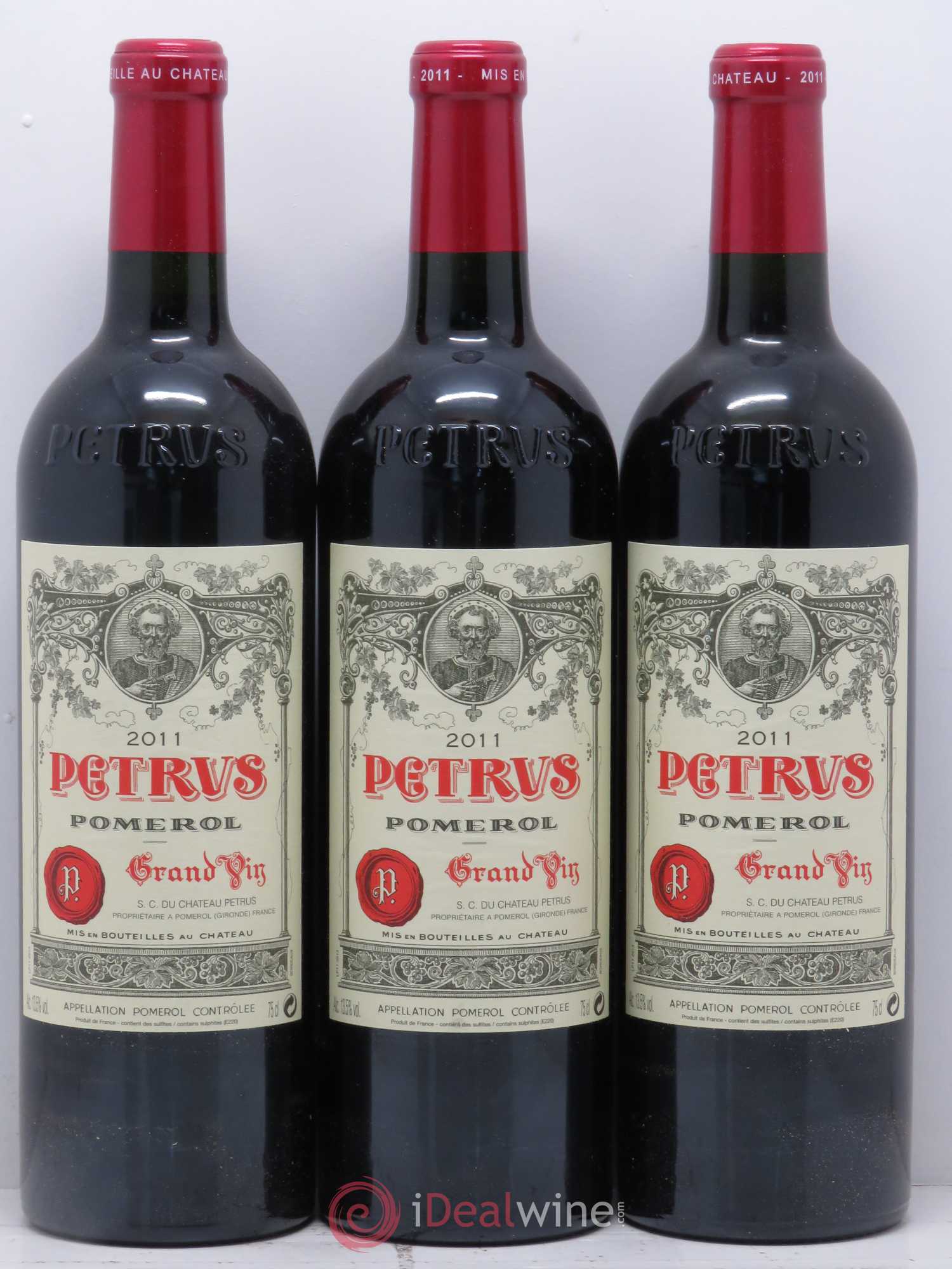 Petrus 2011 - Lot de 3 bouteilles - 0