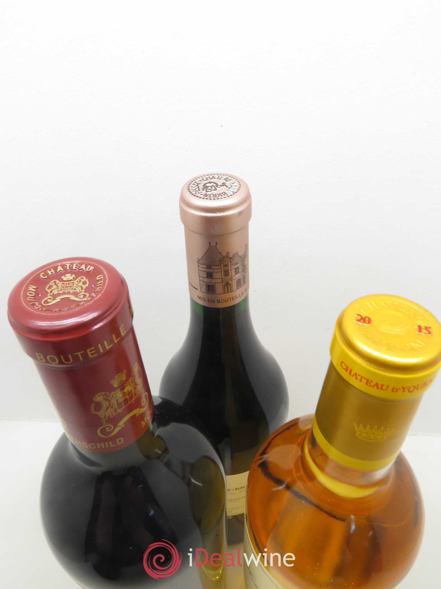 Caisse Collection Duclot  1 Petrus,1  Yquem, 1 Haut Brion, 1 Mission Haut Brion,1  Lafite Rothschild, 1 Mouton Rothschild, 1 Cheval Blanc, 1 Margaux, 1 Ausone 2015 - Lot de 1 bouteille - 3