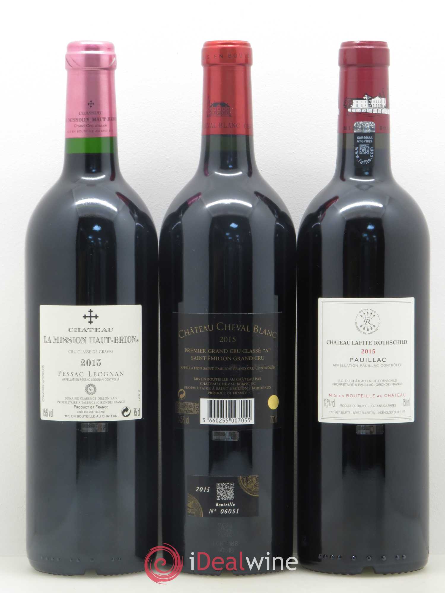 Caisse Collection Duclot  1 Petrus,1  Yquem, 1 Haut Brion, 1 Mission Haut Brion,1  Lafite Rothschild, 1 Mouton Rothschild, 1 Cheval Blanc, 1 Margaux, 1 Ausone 2015 - Lot de 1 bouteille - 5