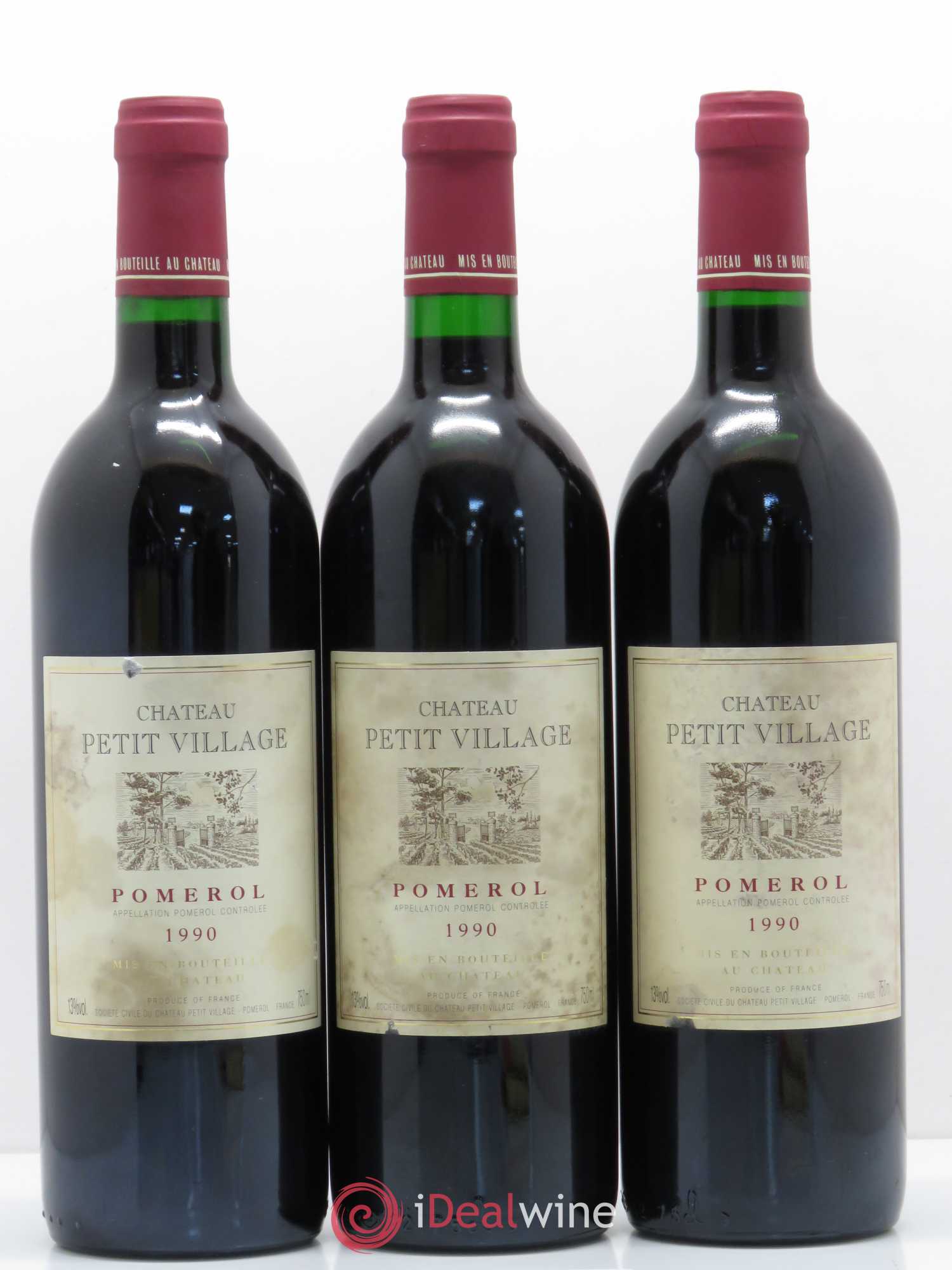 Château Petit Village 1990 - Lot de 3 bouteilles - 0