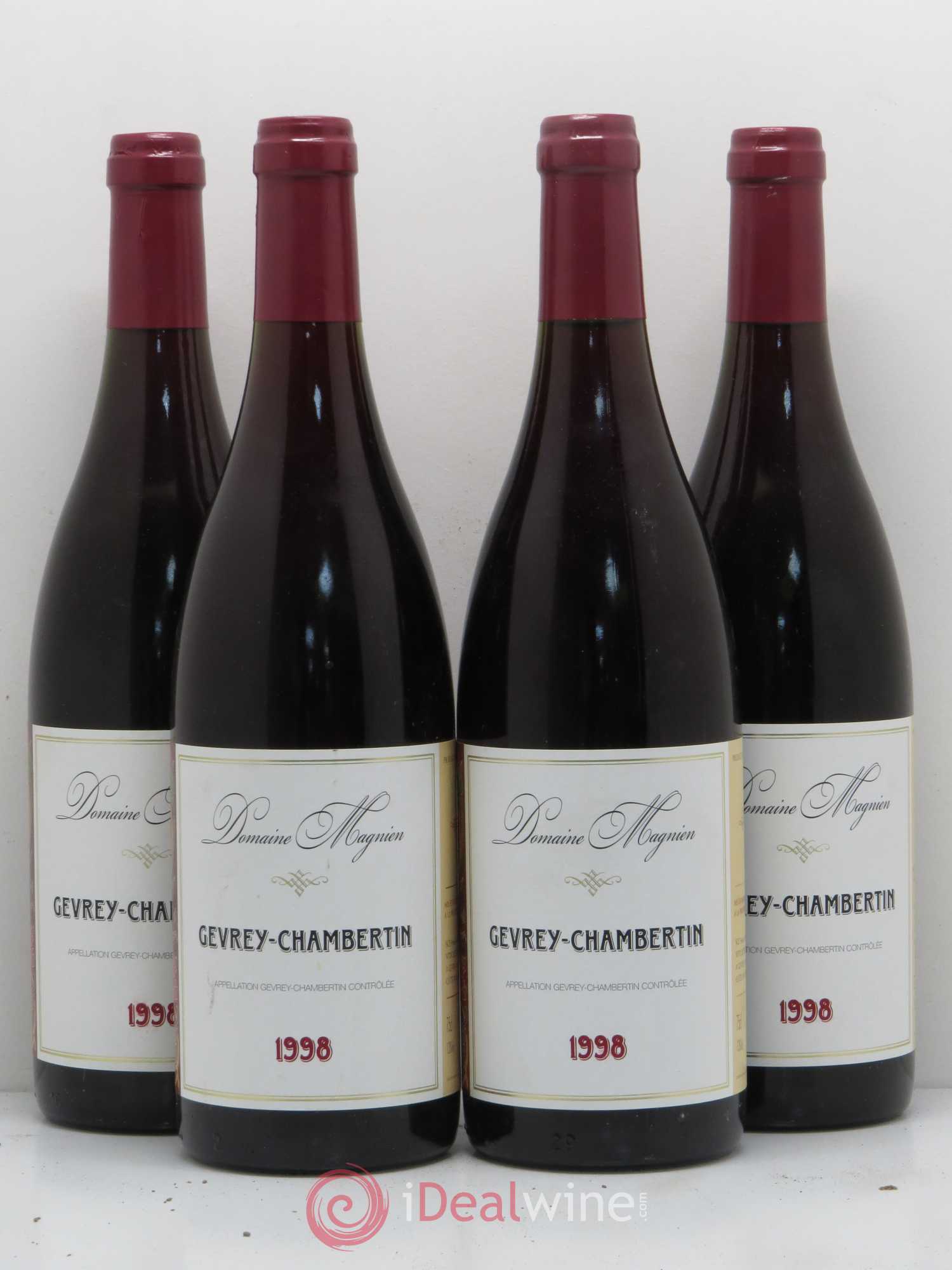 Gevrey-Chambertin Henri Magnien 1998 - Posten von 4 Flaschen - 0