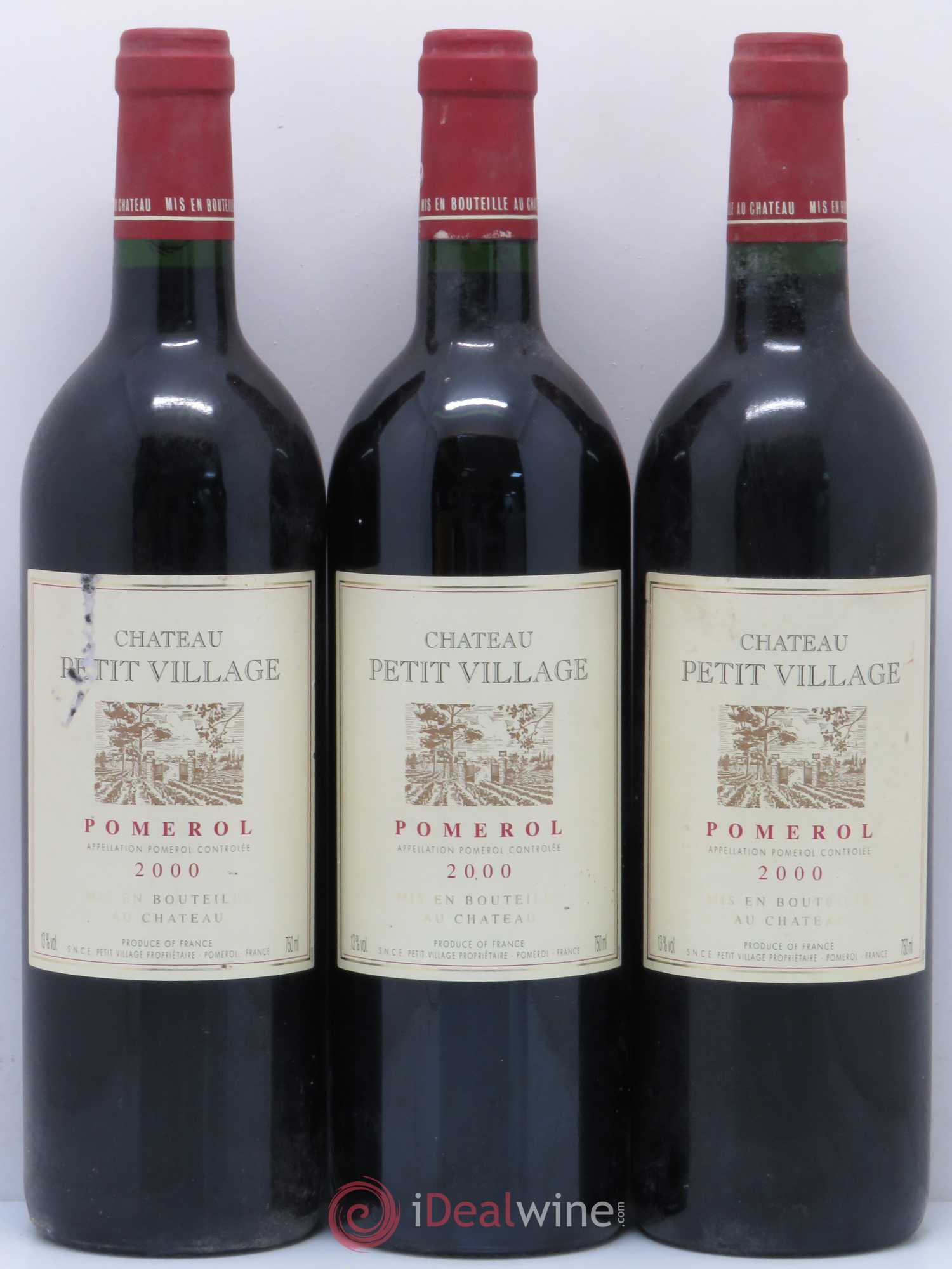 Château Petit Village 2000 - Lot de 3 bouteilles - 0