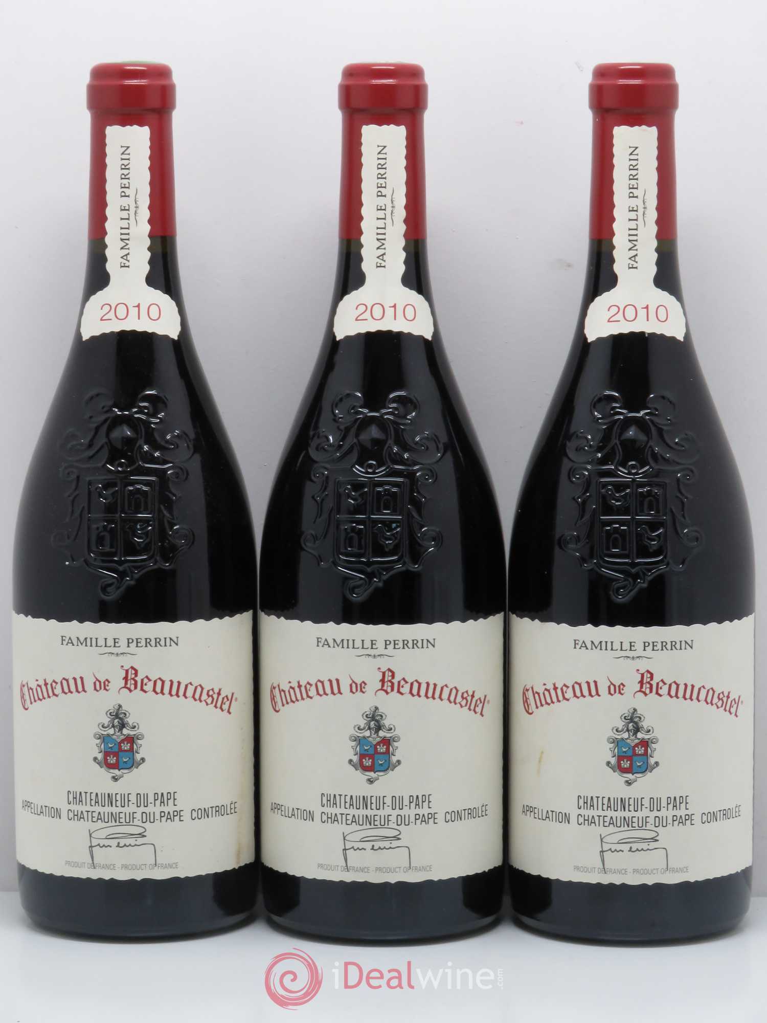 Châteauneuf-du-Pape Château de Beaucastel Famille Perrin 2010 - Lot de 3 bouteilles - 0