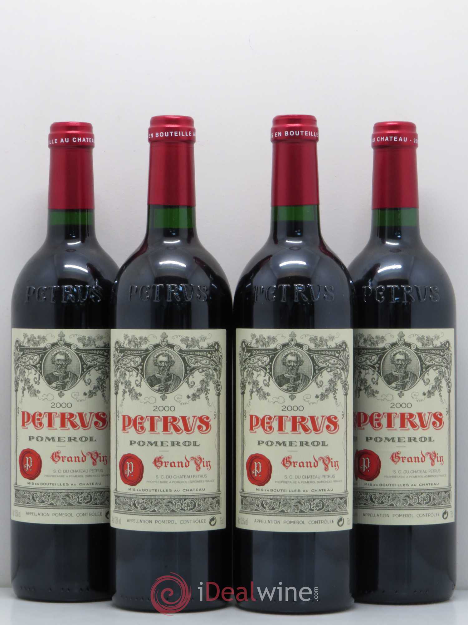 Caisse Carré d'As (4 Petrus, 4 Margaux, 4 Latour, 4 Haut Brion) 2000 - Posten von 16 Flaschen - 4